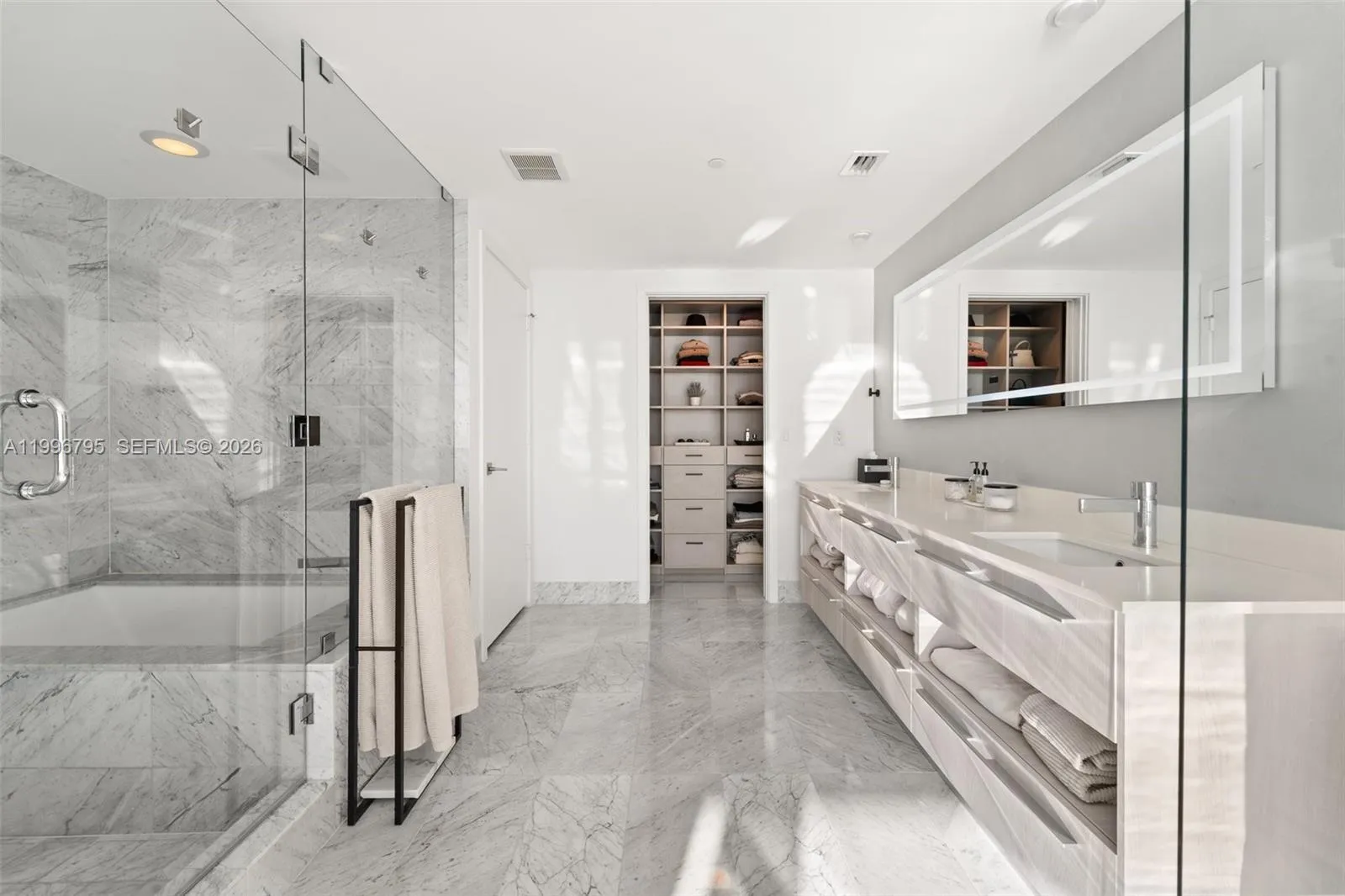 3131 Ne 7th Ave 3105, Miami, Florida 33137, Miami, Florida 33137, 2 Bedrooms Bedrooms, ,2 BathroomsBathrooms,Residential Lease,For Rent,3131 Ne 7th Ave 3105, Miami, Florida 33137,A11996795