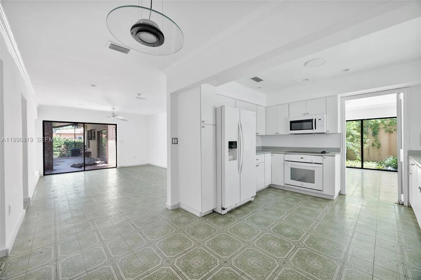 1545 Cantoria Ave, Coral Gables, Florida 33146, Coral Gables, Florida 33146, 5 Bedrooms Bedrooms, ,5 BathroomsBathrooms,Residential,For Sale,1545 Cantoria Ave, Coral Gables, Florida 33146,A11996819
