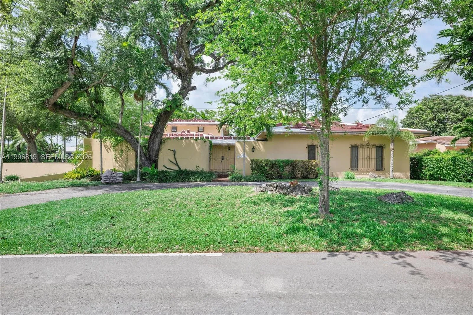1545 Cantoria Ave, Coral Gables, Florida 33146, Coral Gables, Florida 33146, 5 Bedrooms Bedrooms, ,5 BathroomsBathrooms,Residential,For Sale,1545 Cantoria Ave, Coral Gables, Florida 33146,A11996819
