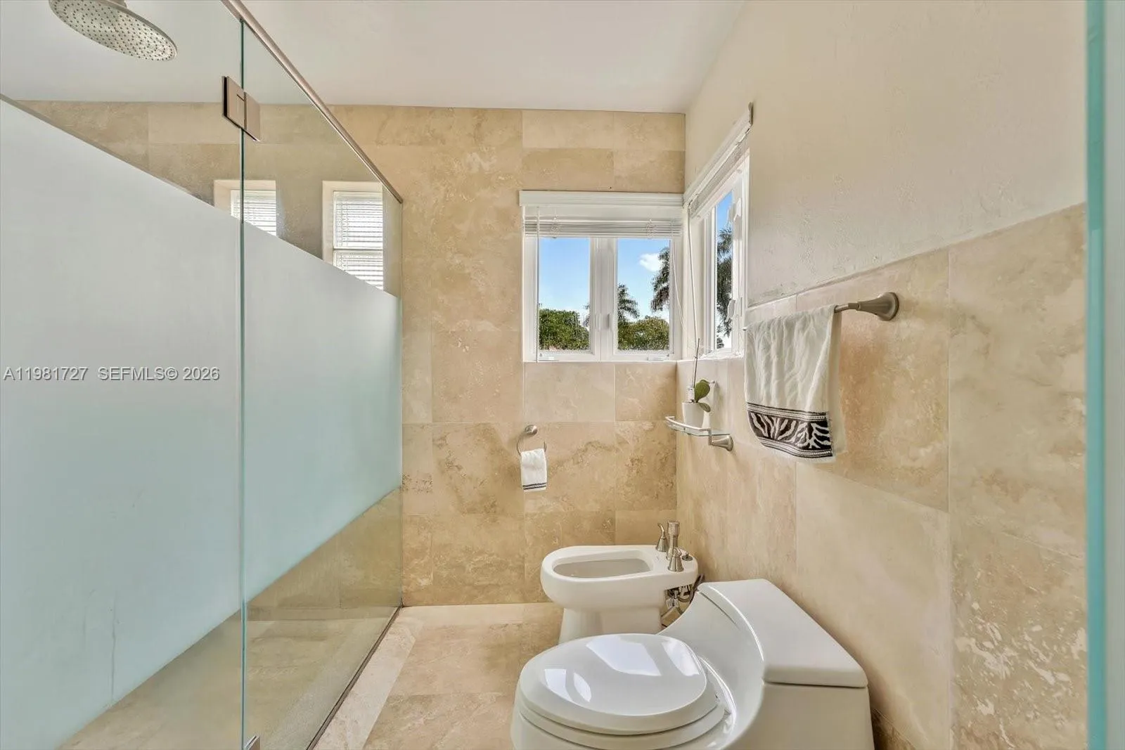 1021 N Greenway Dr, Coral Gables, Florida 33134, Coral Gables, Florida 33134, 6 Bedrooms Bedrooms, 1 Room Rooms,5 BathroomsBathrooms,Residential,For Sale,1021 N Greenway Dr, Coral Gables, Florida 33134,A11981727