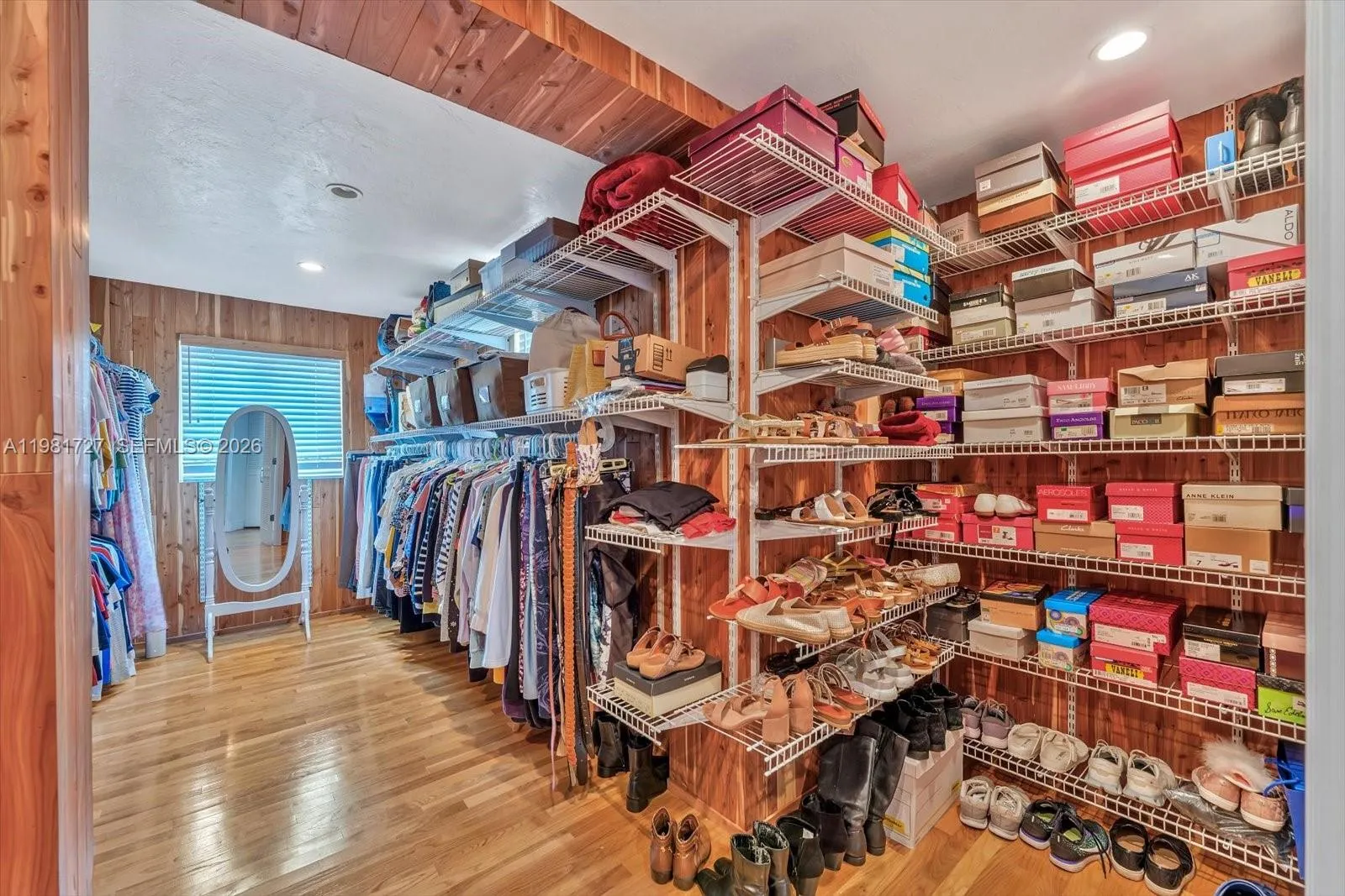 1021 N Greenway Dr, Coral Gables, Florida 33134, Coral Gables, Florida 33134, 6 Bedrooms Bedrooms, 1 Room Rooms,5 BathroomsBathrooms,Residential,For Sale,1021 N Greenway Dr, Coral Gables, Florida 33134,A11981727