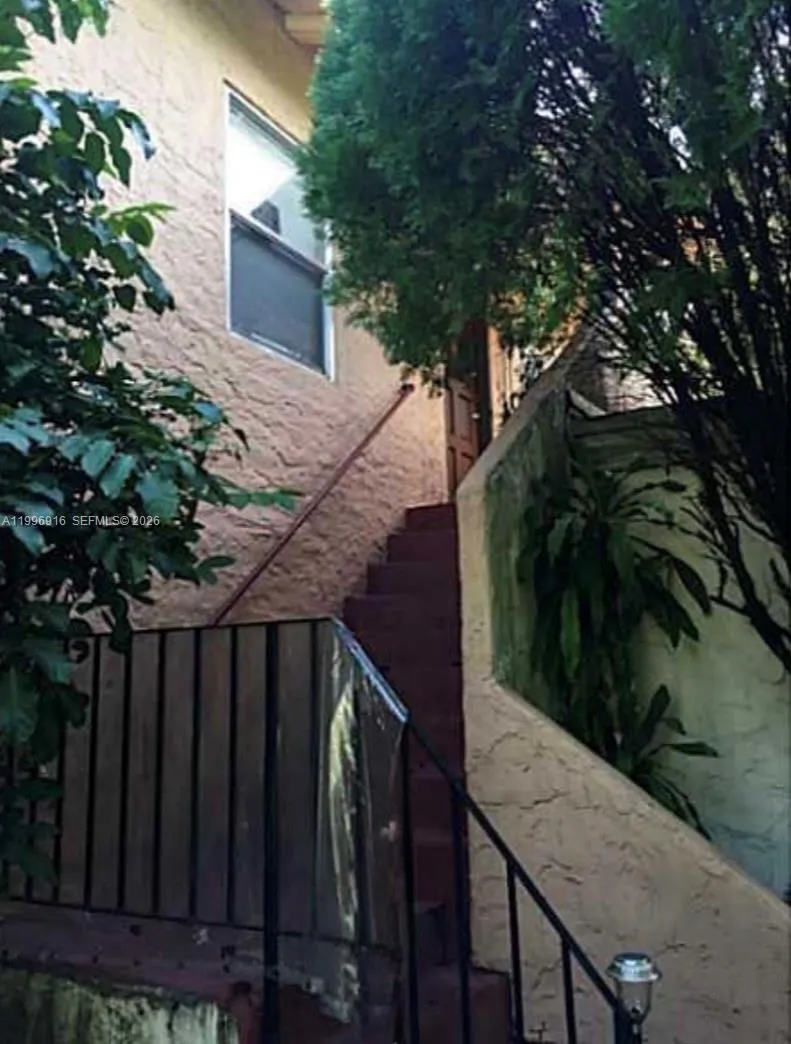 2528 Sw 16th St, Miami, Florida 33145, Miami, Florida 33145, ,Residential Income,For Sale,2528 Sw 16th St, Miami, Florida 33145,A11996916