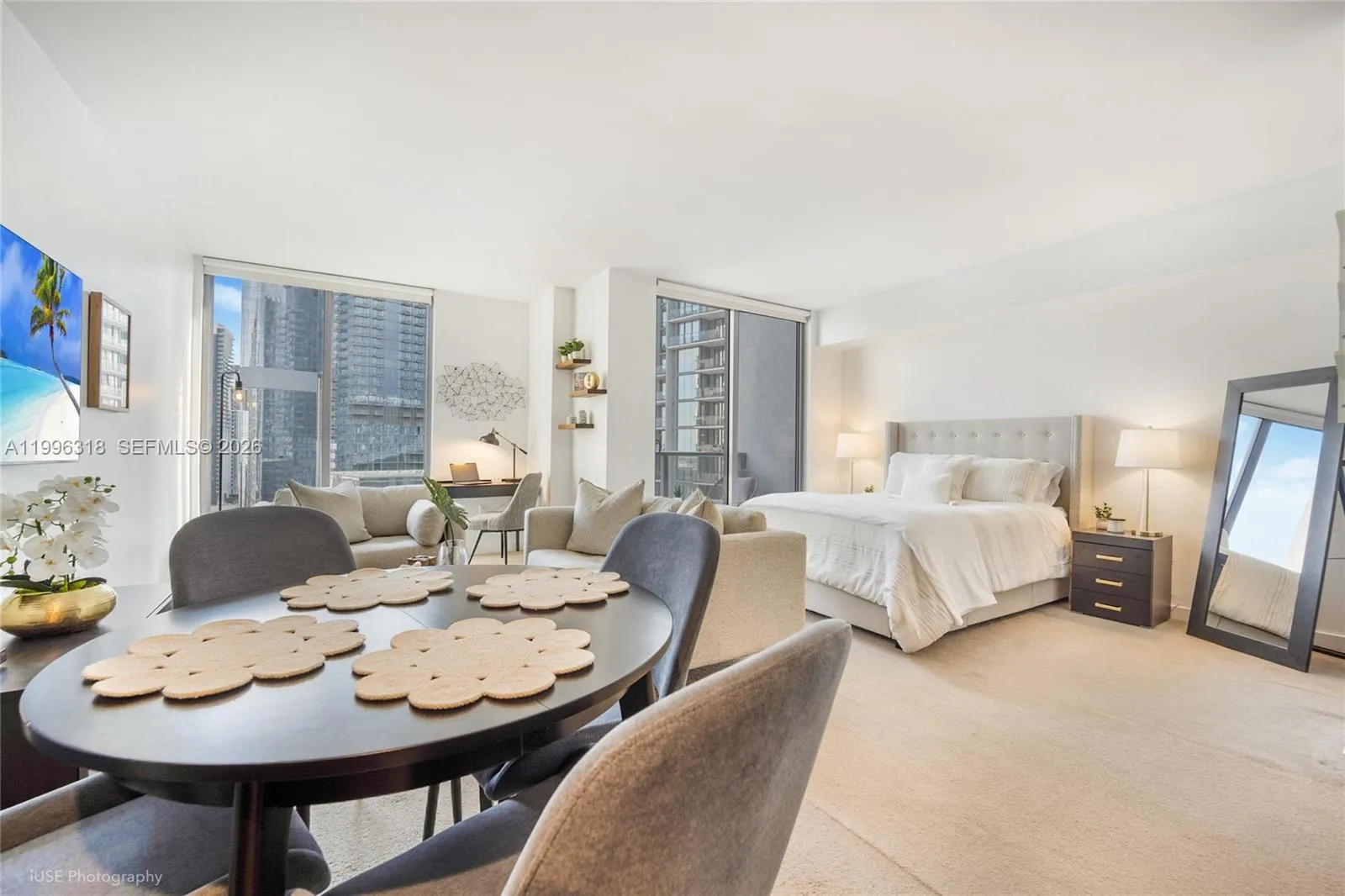 31 Se 6th St 2703, Miami, Florida 33131, Miami, Florida 33131, ,1 BathroomBathrooms,Residential Lease,For Rent,31 Se 6th St 2703, Miami, Florida 33131,A11996318