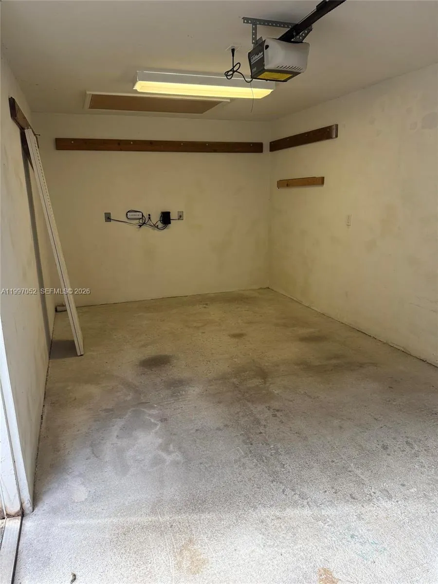 700 Se 7th St, Fort Lauderdale, Florida 33301, Fort Lauderdale, Florida 33301, 4 Bedrooms Bedrooms, 1 Room Rooms,3 BathroomsBathrooms,Residential,For Sale,700 Se 7th St, Fort Lauderdale, Florida 33301,A11997052