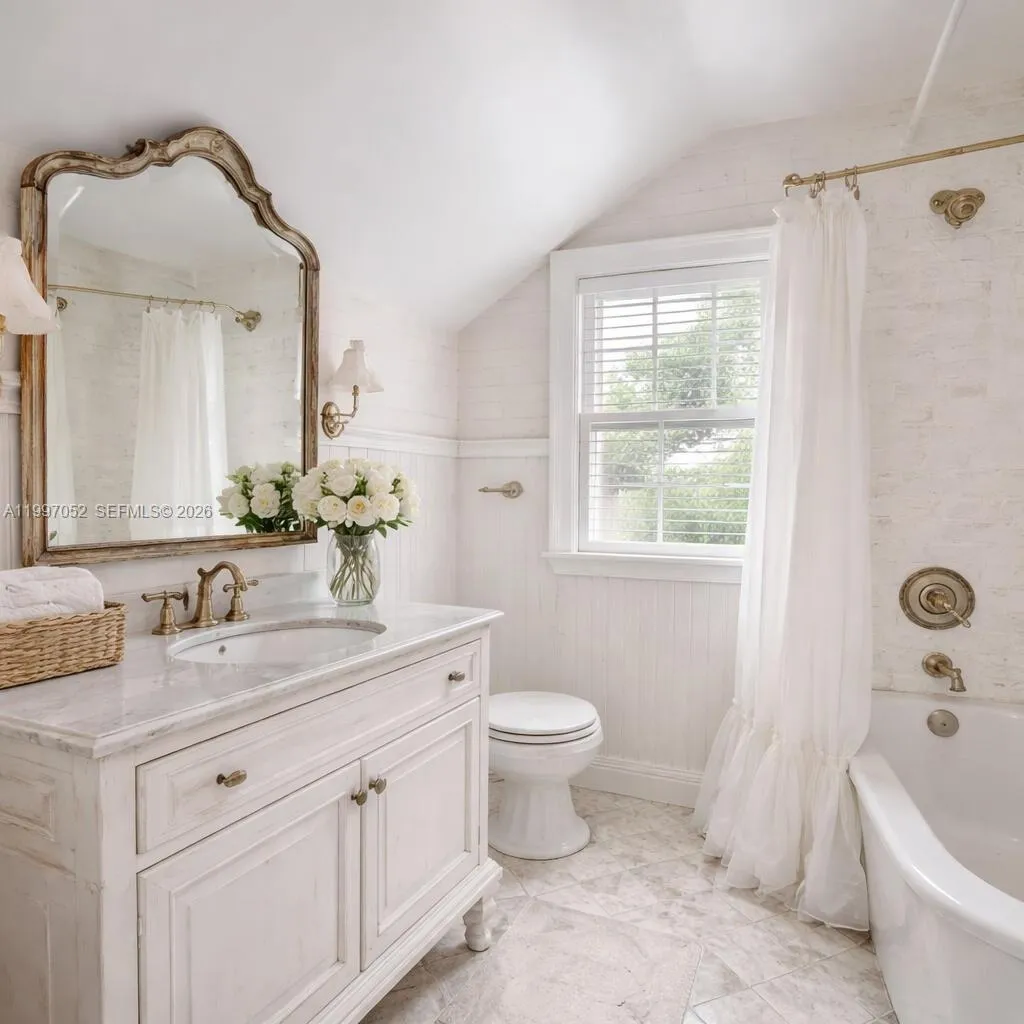 700 Se 7th St, Fort Lauderdale, Florida 33301, Fort Lauderdale, Florida 33301, 4 Bedrooms Bedrooms, 1 Room Rooms,3 BathroomsBathrooms,Residential,For Sale,700 Se 7th St, Fort Lauderdale, Florida 33301,A11997052