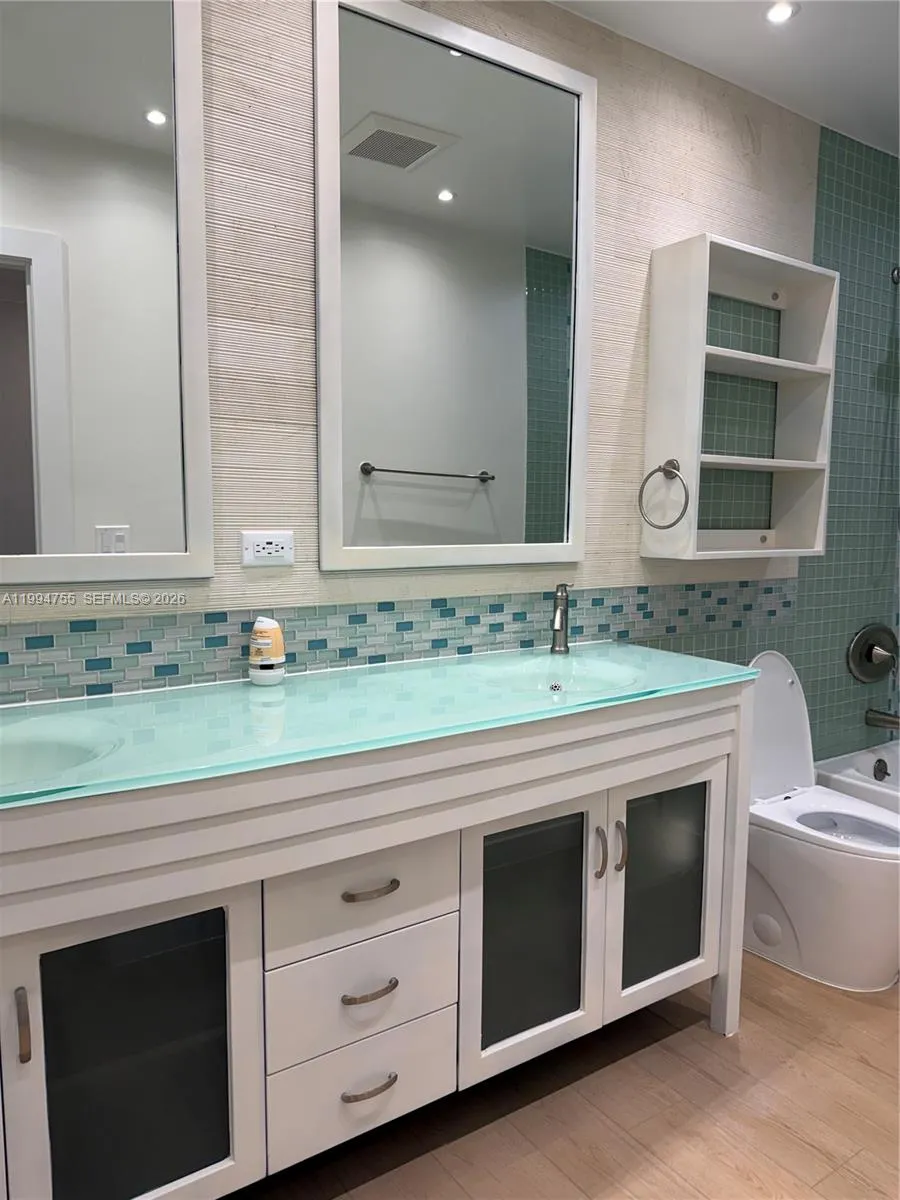 5120 Carillo St, Coral Gables, Florida 33146, Coral Gables, Florida 33146, 4 Bedrooms Bedrooms, ,3 BathroomsBathrooms,Residential,For Sale,5120 Carillo St, Coral Gables, Florida 33146,A11994755