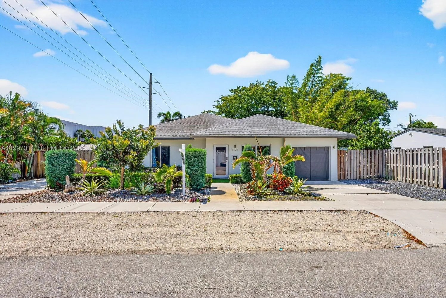 1126 Ne 16th Ct, Fort Lauderdale, Florida 33305, Fort Lauderdale, Florida 33305, 3 Bedrooms Bedrooms, ,2 BathroomsBathrooms,Residential,For Sale,1126 Ne 16th Ct, Fort Lauderdale, Florida 33305,A11997011