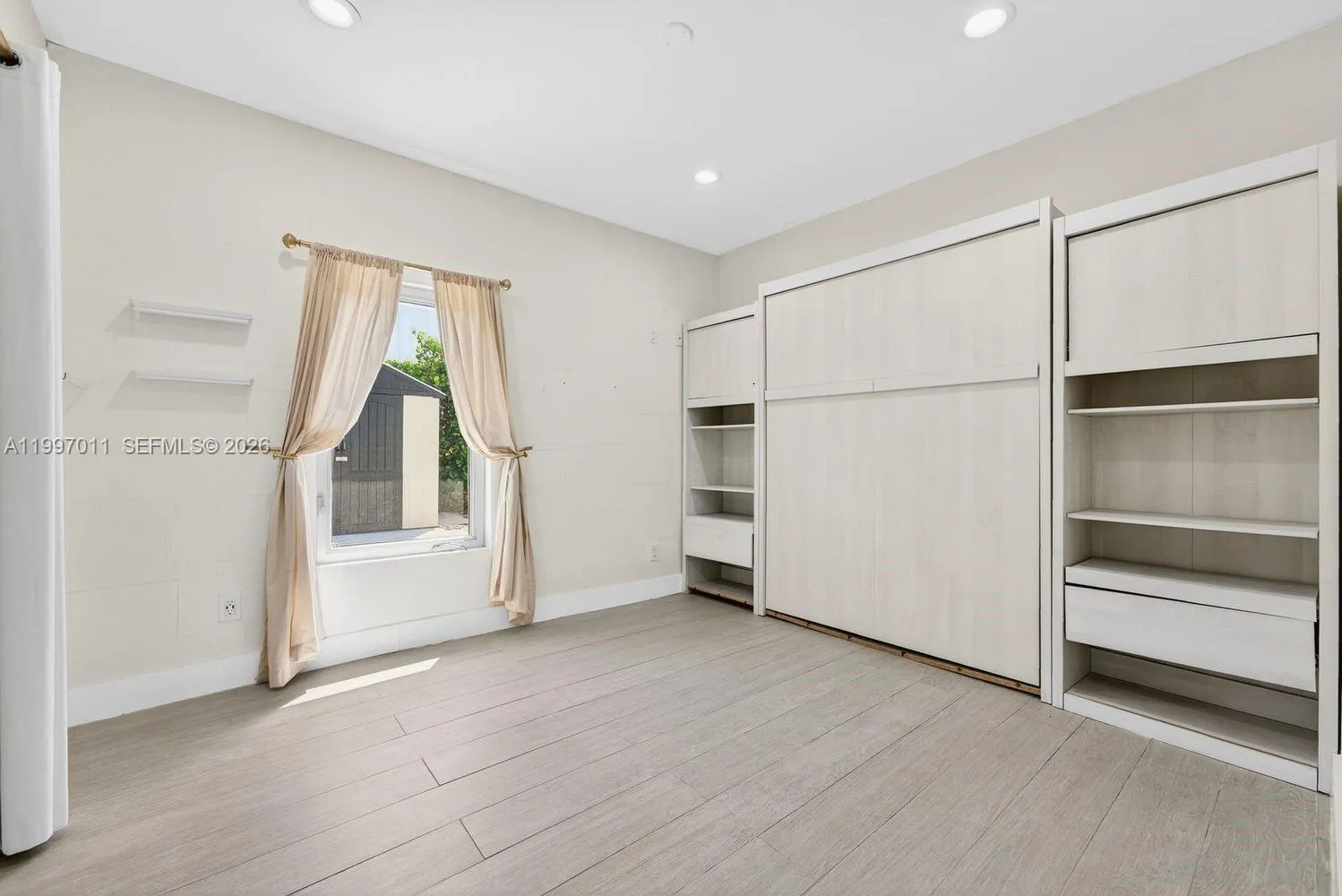 1126 Ne 16th Ct, Fort Lauderdale, Florida 33305, Fort Lauderdale, Florida 33305, 3 Bedrooms Bedrooms, ,2 BathroomsBathrooms,Residential,For Sale,1126 Ne 16th Ct, Fort Lauderdale, Florida 33305,A11997011
