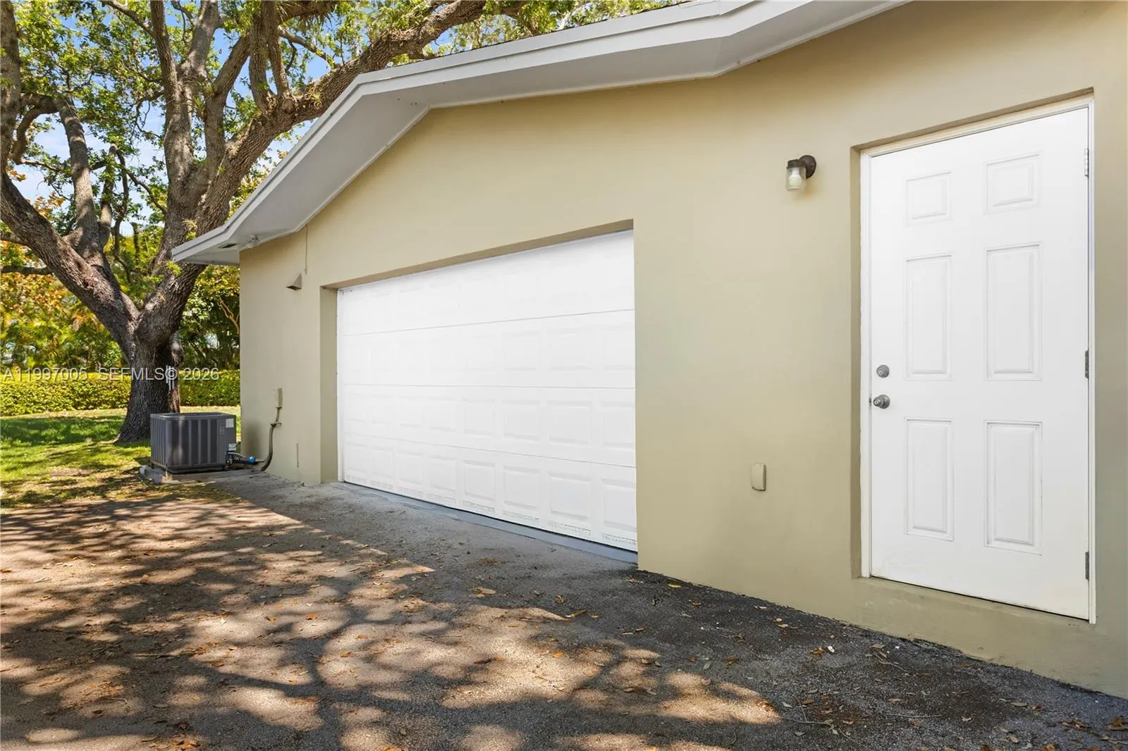6845 Sw 129th Ter, Pinecrest, Florida 33156, Pinecrest, Florida 33156, 4 Bedrooms Bedrooms, ,3 BathroomsBathrooms,Residential,For Sale,6845 Sw 129th Ter, Pinecrest, Florida 33156,A11997005