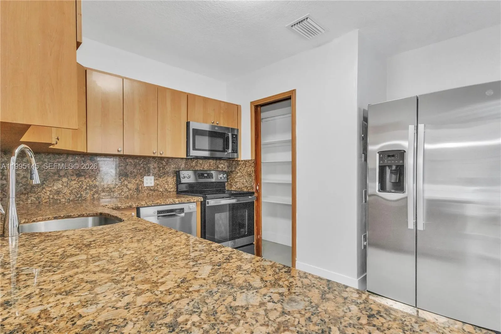 51 Sw 59th Ave, Miami, Florida 33144, Miami, Florida 33144, 3 Bedrooms Bedrooms, ,2 BathroomsBathrooms,Residential Lease,For Rent,51 Sw 59th Ave, Miami, Florida 33144,A11995145