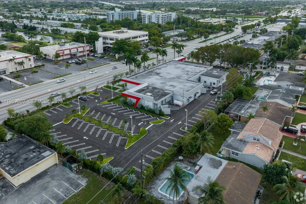 20450 Nw 2nd Ave 20450--56, Miami Gardens, Florida, Miami Gardens, Florida 33169, ,Commercial Lease,For Rent,20450 Nw 2nd Ave 20450--56, Miami Gardens, Florida,A11997007