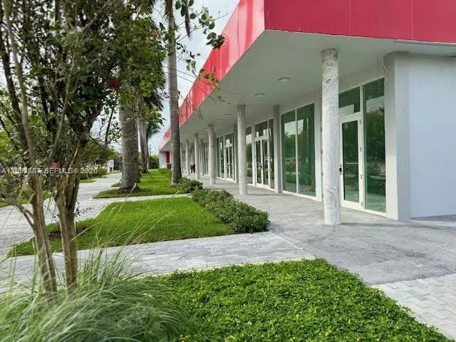 20450 Nw 2nd Ave 20450--56, Miami Gardens, Florida, Miami Gardens, Florida 33169, ,Commercial Lease,For Rent,20450 Nw 2nd Ave 20450--56, Miami Gardens, Florida,A11997007
