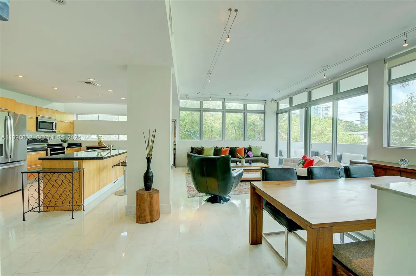 1577 Bay Rd 201, Miami Beach, Florida 33139, Miami Beach, Florida 33139, 2 Bedrooms Bedrooms, ,2 BathroomsBathrooms,Residential Lease,For Rent,1577 Bay Rd 201, Miami Beach, Florida 33139,A11996602