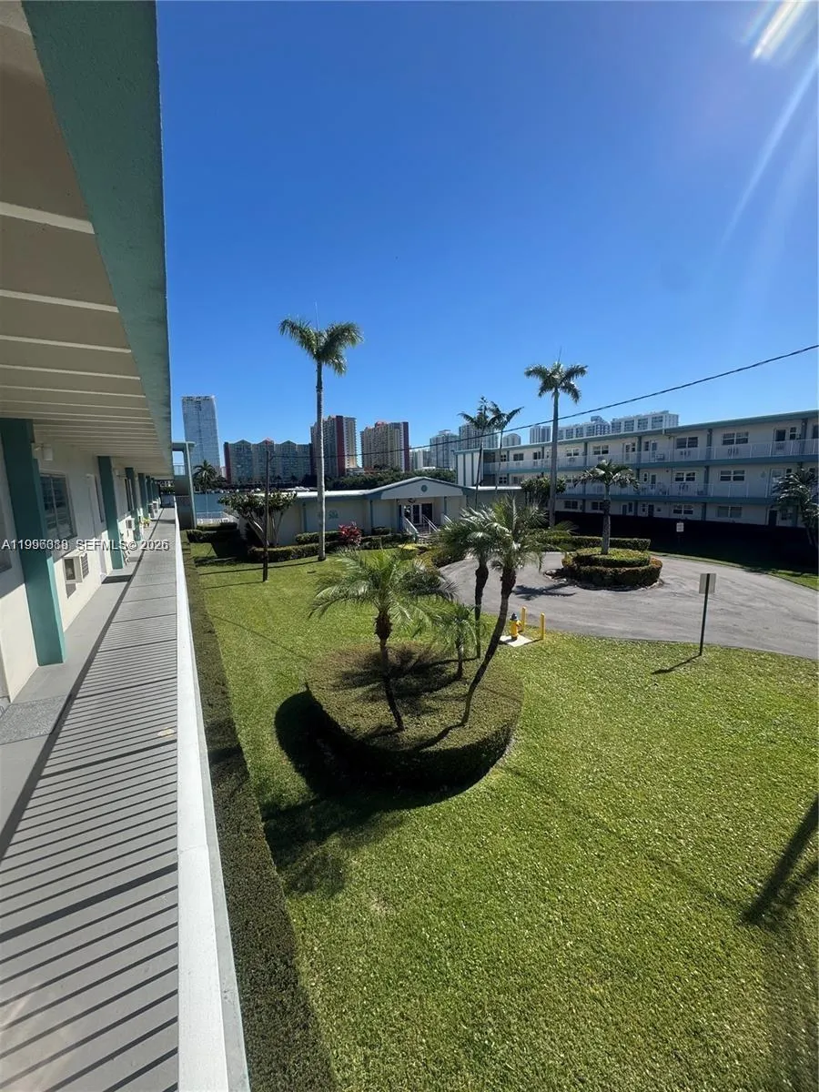 3923 Ne 166th St N208, North Miami Beach, Florida, North Miami Beach, Florida 33160, 1 Bedroom Bedrooms, ,1 BathroomBathrooms,Residential,For Sale,3923 Ne 166th St N208, North Miami Beach, Florida ,A11996388