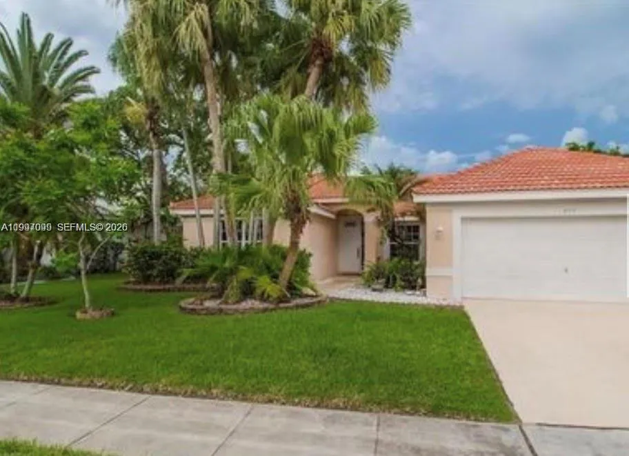 709 Nw 177th Ave, Pembroke Pines, Florida 33029, Pembroke Pines, Florida 33029, 3 Bedrooms Bedrooms, ,2 BathroomsBathrooms,Residential,For Sale,709 Nw 177th Ave, Pembroke Pines, Florida 33029,A11997099