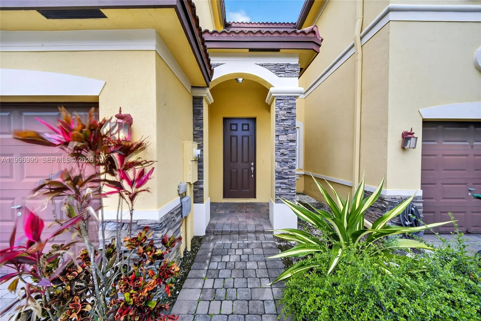 8766 Nw 112th Path, Doral, Florida 33178, Doral, Florida 33178, 3 Bedrooms Bedrooms, ,2 BathroomsBathrooms,Residential,For Sale,8766 Nw 112th Path, Doral, Florida 33178,A11996395