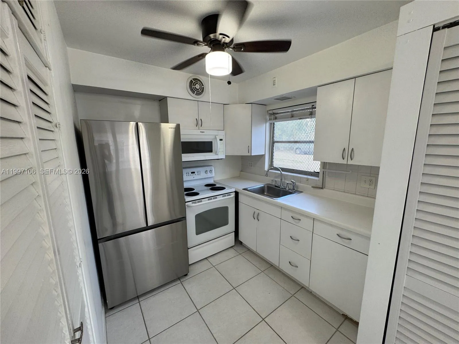 2000 Buchanan St 11, Hollywood, Florida 33020, Hollywood, Florida 33020, 1 Bedroom Bedrooms, ,1 BathroomBathrooms,Residential Lease,For Rent,2000 Buchanan St 11, Hollywood, Florida 33020,A11997106