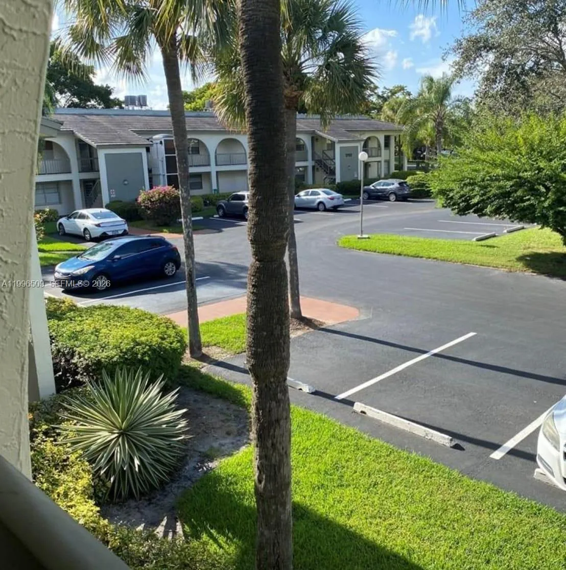 2703 Nassau Bnd E2, Coconut Creek, Florida 33066, Coconut Creek, Florida 33066, 1 Bedroom Bedrooms, ,1 BathroomBathrooms,Residential,For Sale,2703 Nassau Bnd E2, Coconut Creek, Florida 33066,A11996509