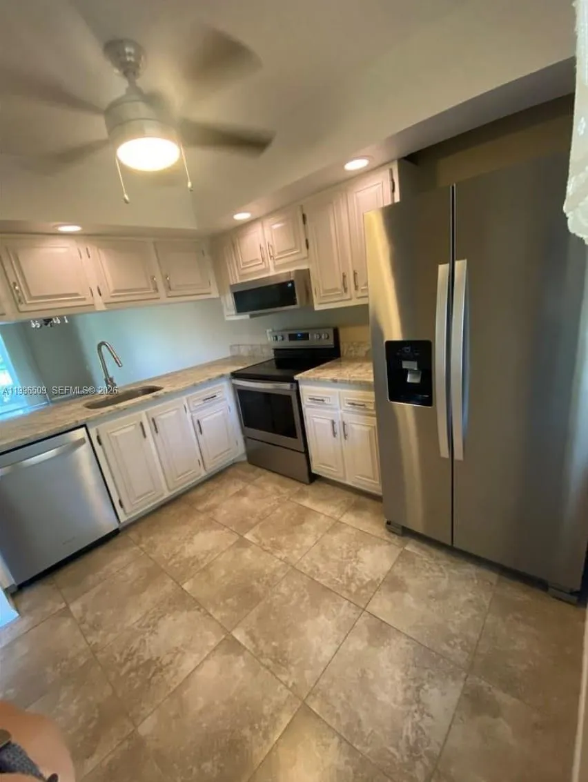 2703 Nassau Bnd E2, Coconut Creek, Florida 33066, Coconut Creek, Florida 33066, 1 Bedroom Bedrooms, ,1 BathroomBathrooms,Residential,For Sale,2703 Nassau Bnd E2, Coconut Creek, Florida 33066,A11996509