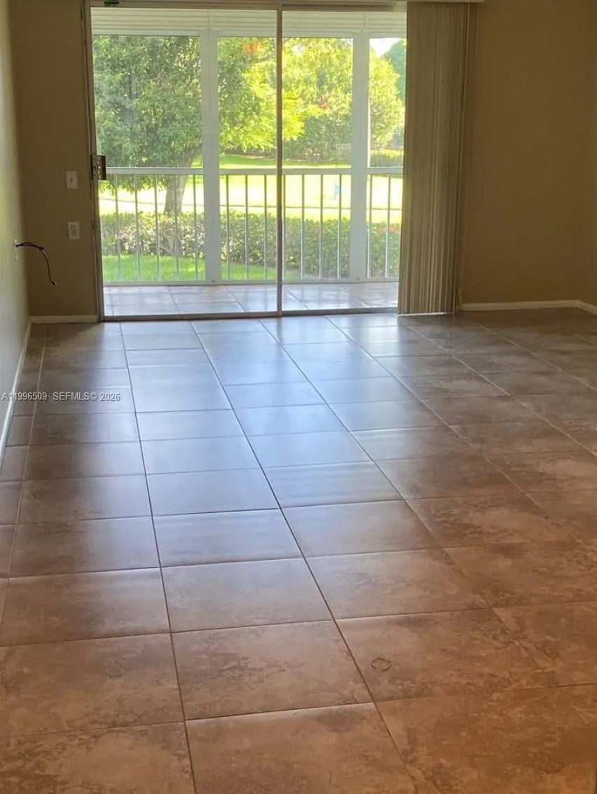 2703 Nassau Bnd E2, Coconut Creek, Florida 33066, Coconut Creek, Florida 33066, 1 Bedroom Bedrooms, ,1 BathroomBathrooms,Residential,For Sale,2703 Nassau Bnd E2, Coconut Creek, Florida 33066,A11996509