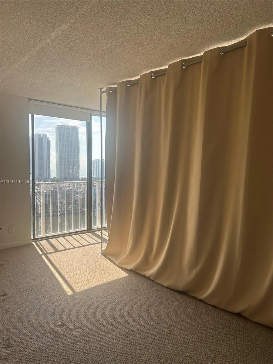 290 174th St 2115, Sunny Isles Beach, Florida 3316, Sunny Isles Beach, Florida 33160, ,1 BathroomBathrooms,Residential Lease,For Rent,290 174th St 2115, Sunny Isles Beach, Florida 3316,A11997142