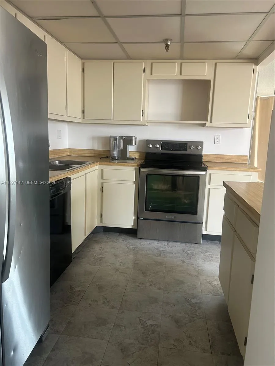 290 174th St 2115, Sunny Isles Beach, Florida 3316, Sunny Isles Beach, Florida 33160, ,1 BathroomBathrooms,Residential Lease,For Rent,290 174th St 2115, Sunny Isles Beach, Florida 3316,A11997142