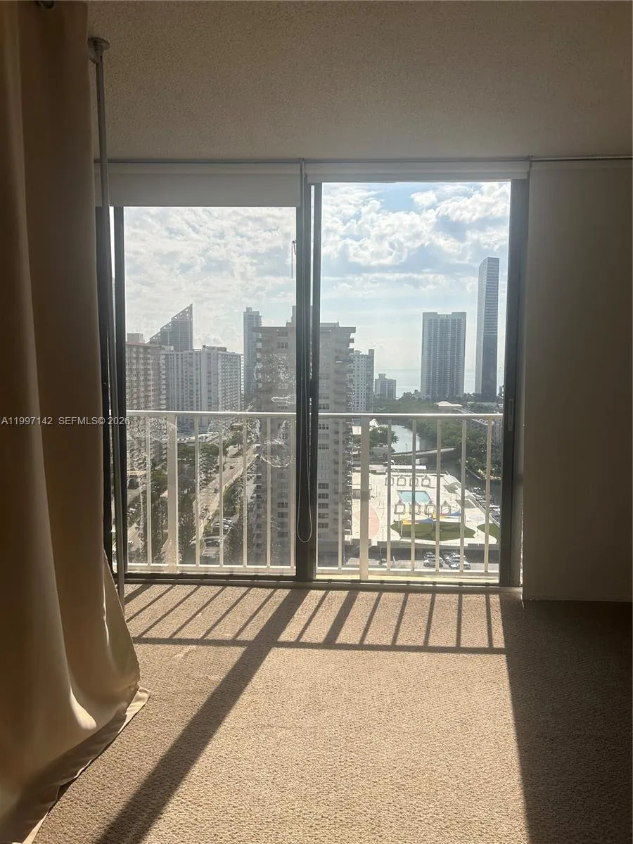 290 174th St 2115, Sunny Isles Beach, Florida 3316, Sunny Isles Beach, Florida 33160, ,1 BathroomBathrooms,Residential Lease,For Rent,290 174th St 2115, Sunny Isles Beach, Florida 3316,A11997142