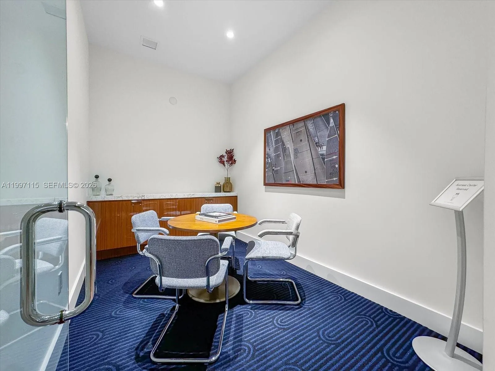 2678 Tigertail Ave 1505, Miami, Florida 33133, Miami, Florida 33133, 2 Bedrooms Bedrooms, ,2 BathroomsBathrooms,Residential Lease,For Rent,2678 Tigertail Ave 1505, Miami, Florida 33133,A11997115