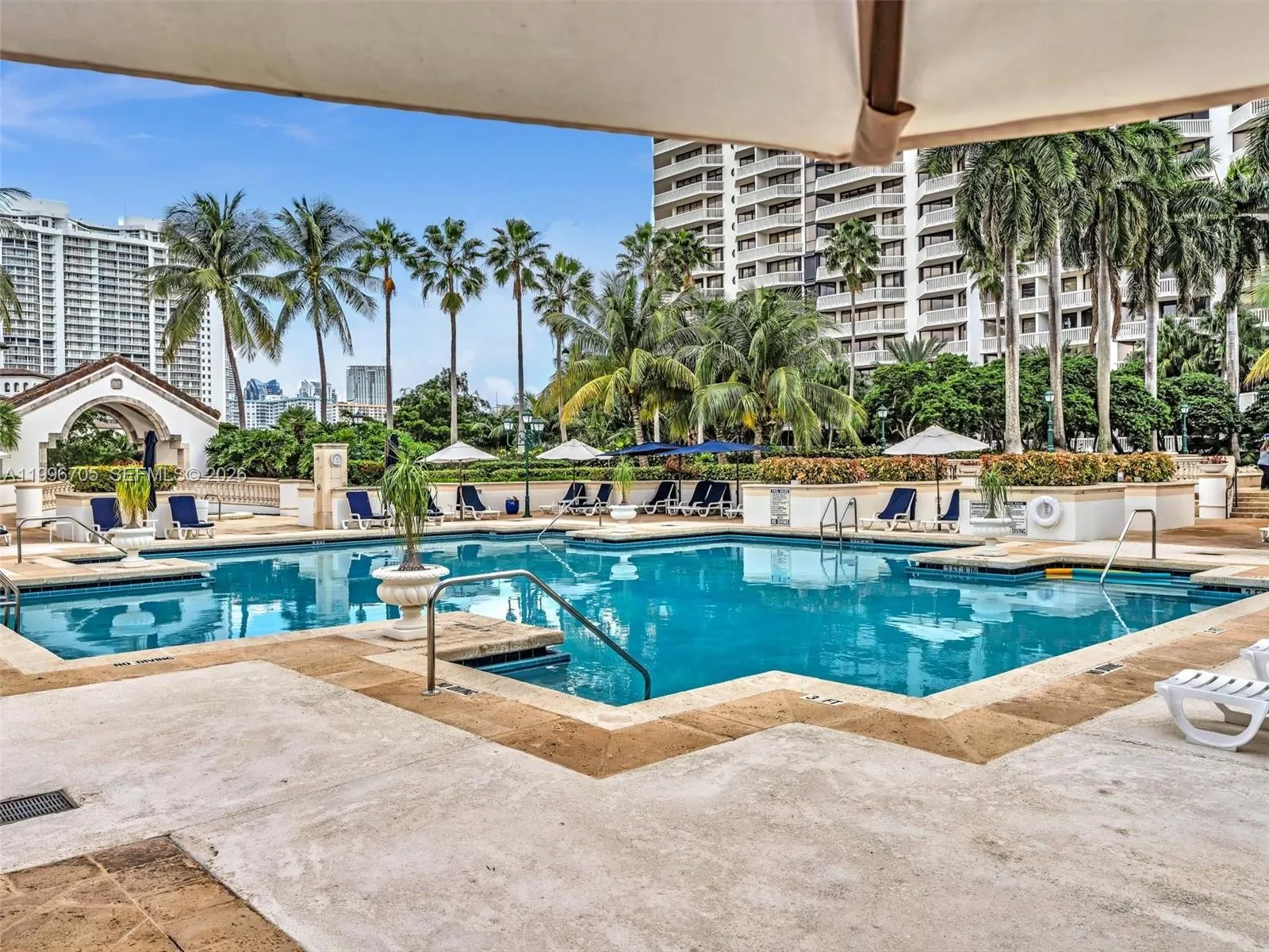 2000 Island Blvd 1203, Aventura, Florida 33160, Aventura, Florida 33160, 2 Bedrooms Bedrooms, ,2 BathroomsBathrooms,Residential Lease,For Rent,2000 Island Blvd 1203, Aventura, Florida 33160,A11996705