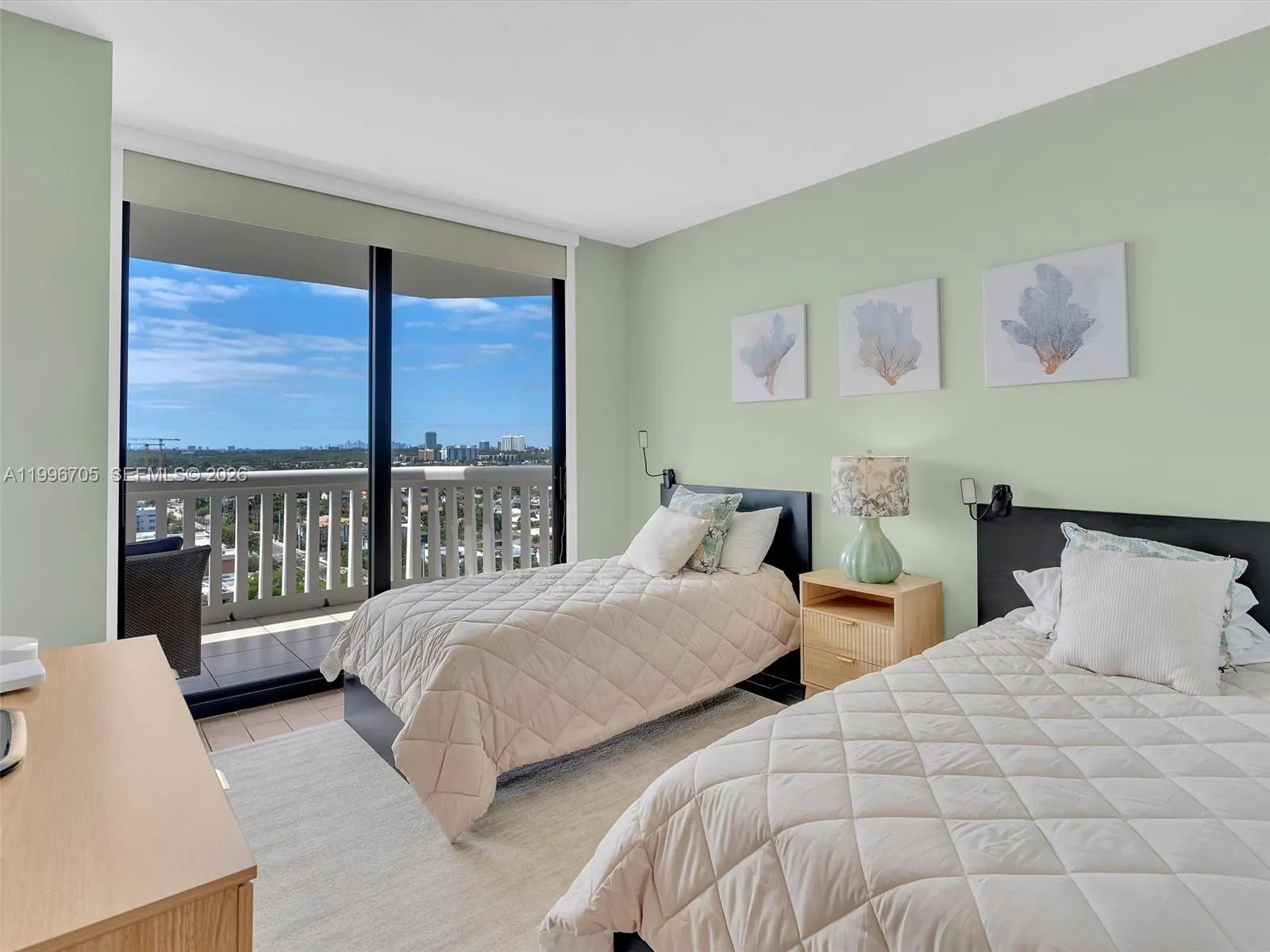 2000 Island Blvd 1203, Aventura, Florida 33160, Aventura, Florida 33160, 2 Bedrooms Bedrooms, ,2 BathroomsBathrooms,Residential Lease,For Rent,2000 Island Blvd 1203, Aventura, Florida 33160,A11996705
