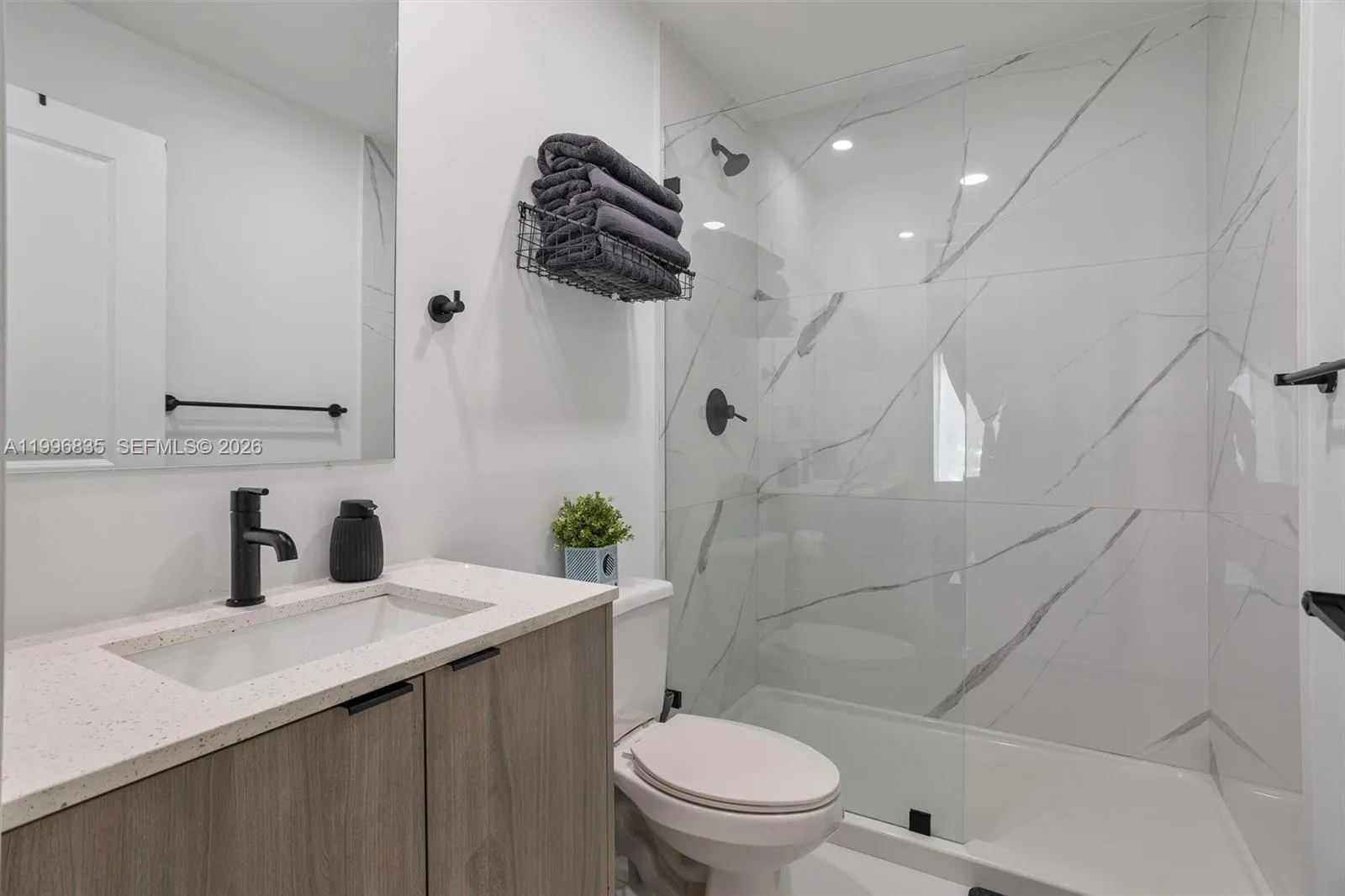 321 Nw 13th Pl, Florida City, Florida 33034, Florida City, Florida 33034, 5 Bedrooms Bedrooms, ,4 BathroomsBathrooms,Residential,For Sale,321 Nw 13th Pl, Florida City, Florida 33034,A11996835