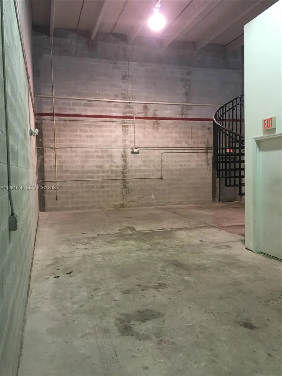 Warehouse entry