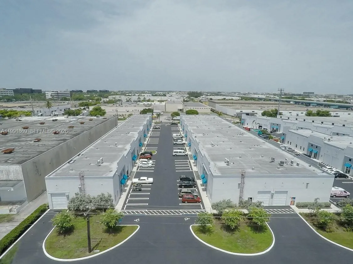 2355 Nw 70th Ave D-3, Miami, Florida 33122, Miami, Florida 33122, ,Commercial Lease,For Rent,2355 Nw 70th Ave D-3, Miami, Florida 33122,A11991869