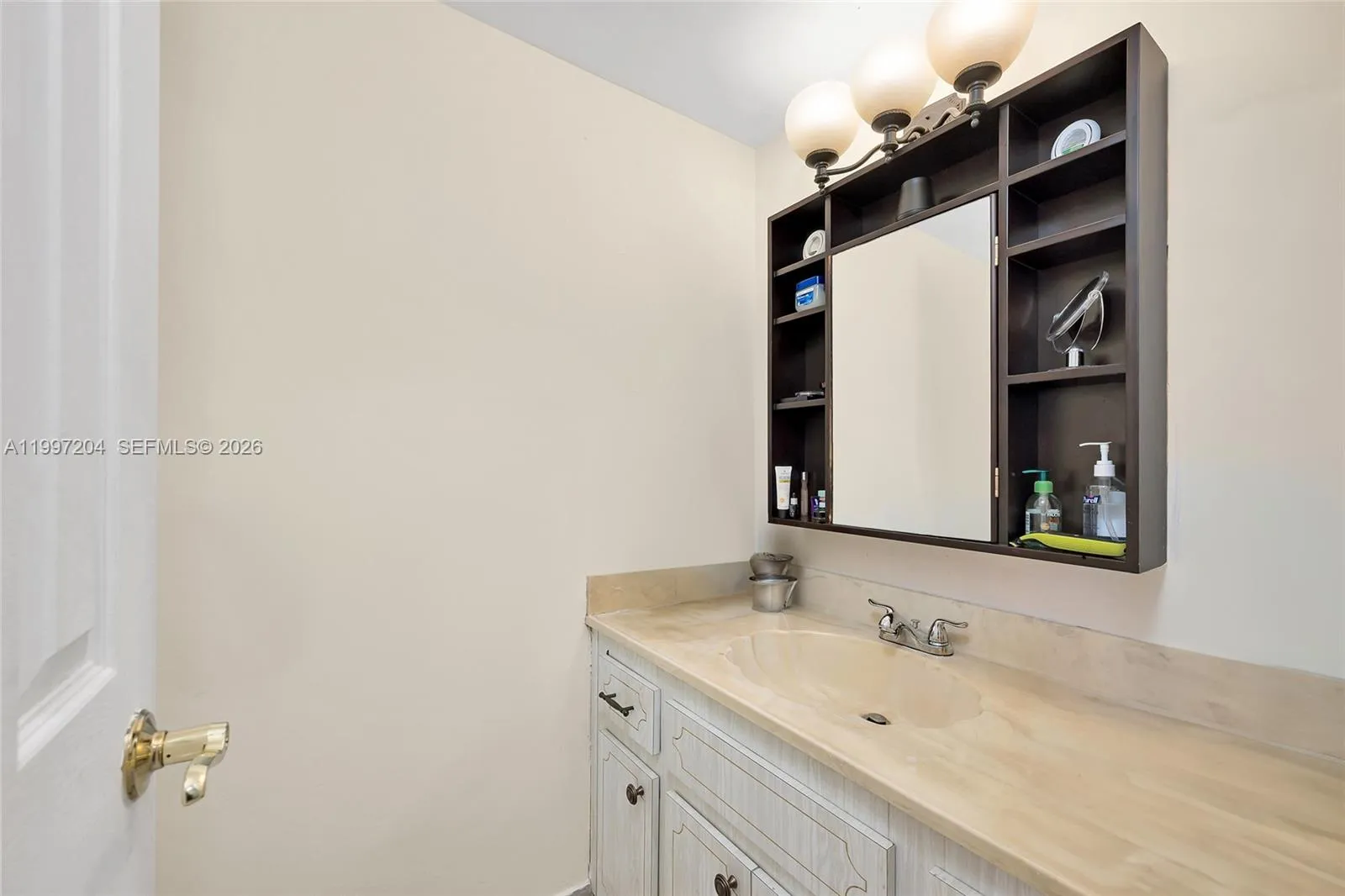 7620 Carlyle Ave 204, Miami Beach, Florida 33141, Miami Beach, Florida 33141, 1 Bedroom Bedrooms, ,1 BathroomBathrooms,Residential,For Sale,7620 Carlyle Ave 204, Miami Beach, Florida 33141,A11997204