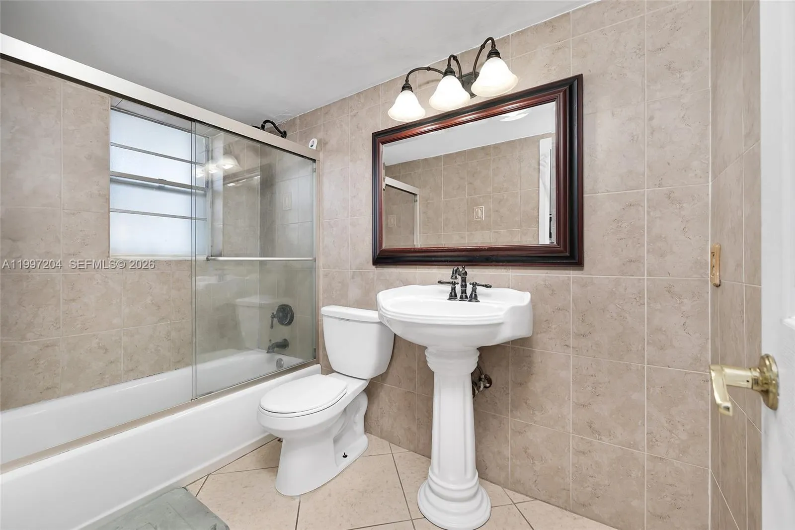 7620 Carlyle Ave 204, Miami Beach, Florida 33141, Miami Beach, Florida 33141, 1 Bedroom Bedrooms, ,1 BathroomBathrooms,Residential,For Sale,7620 Carlyle Ave 204, Miami Beach, Florida 33141,A11997204