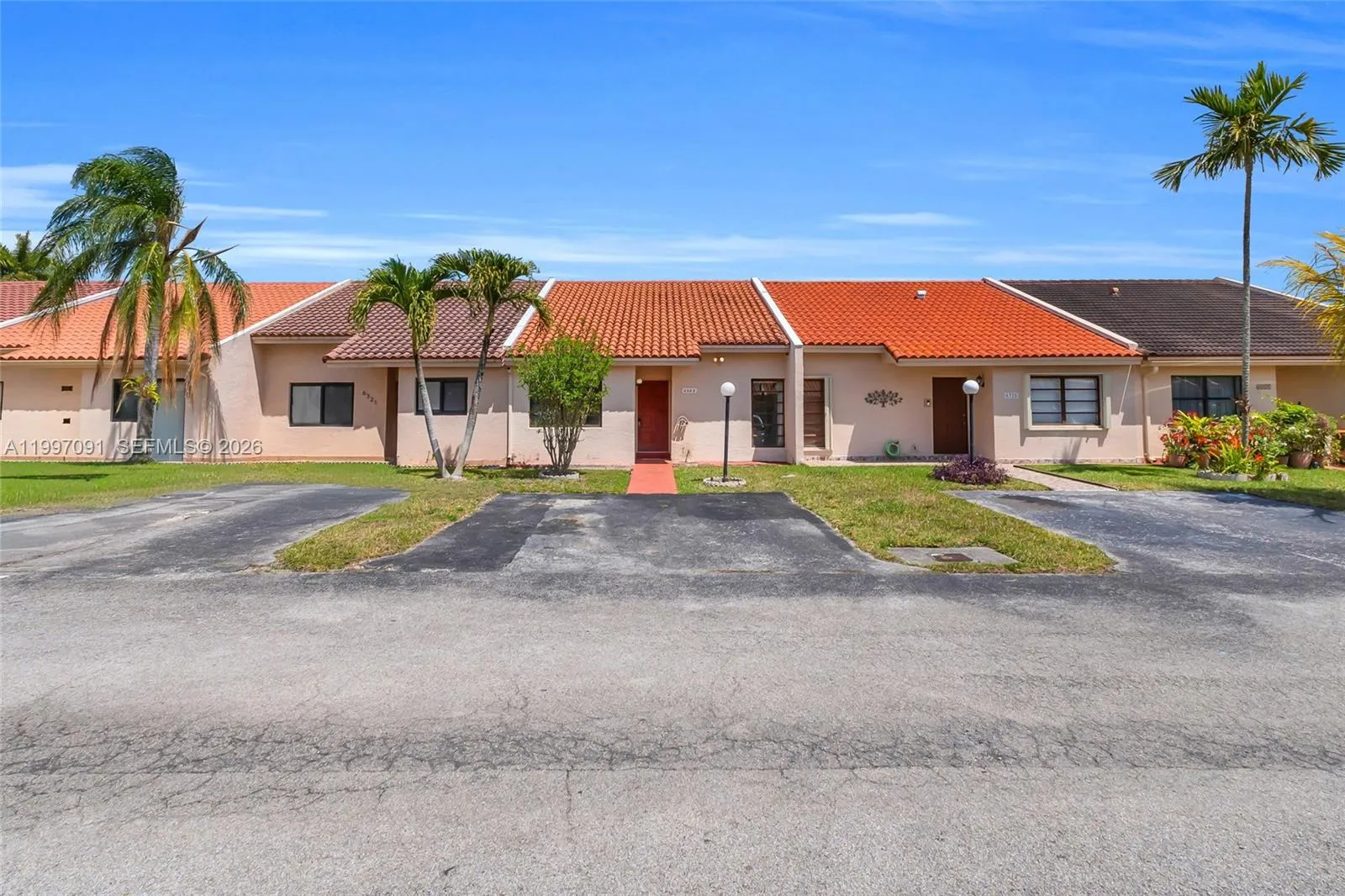 6323 Sw 147th Place Cir, Miami, Florida 33193, Miami, Florida 33193, 3 Bedrooms Bedrooms, ,2 BathroomsBathrooms,Residential,For Sale,6323 Sw 147th Place Cir, Miami, Florida 33193,A11997091
