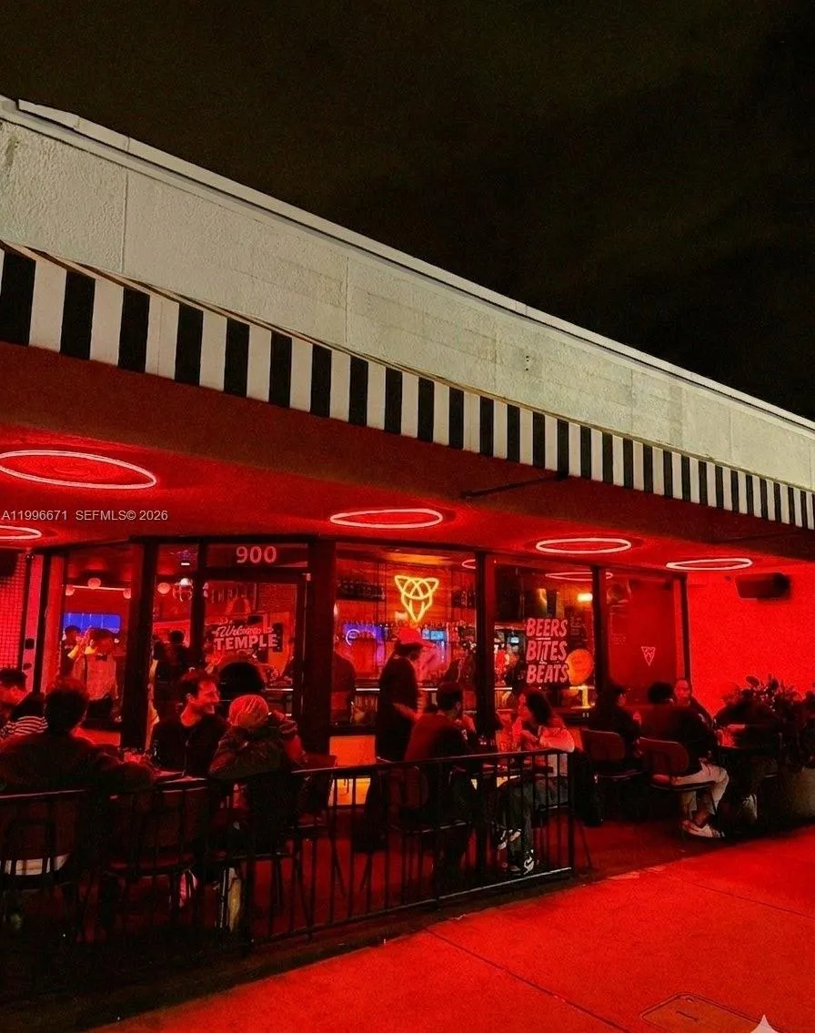 900 Alton Rd, Miami Beach, Florida 33139, Miami Beach, Florida 33139, ,Commercial Lease,For Rent,900 Alton Rd, Miami Beach, Florida 33139,A11996671