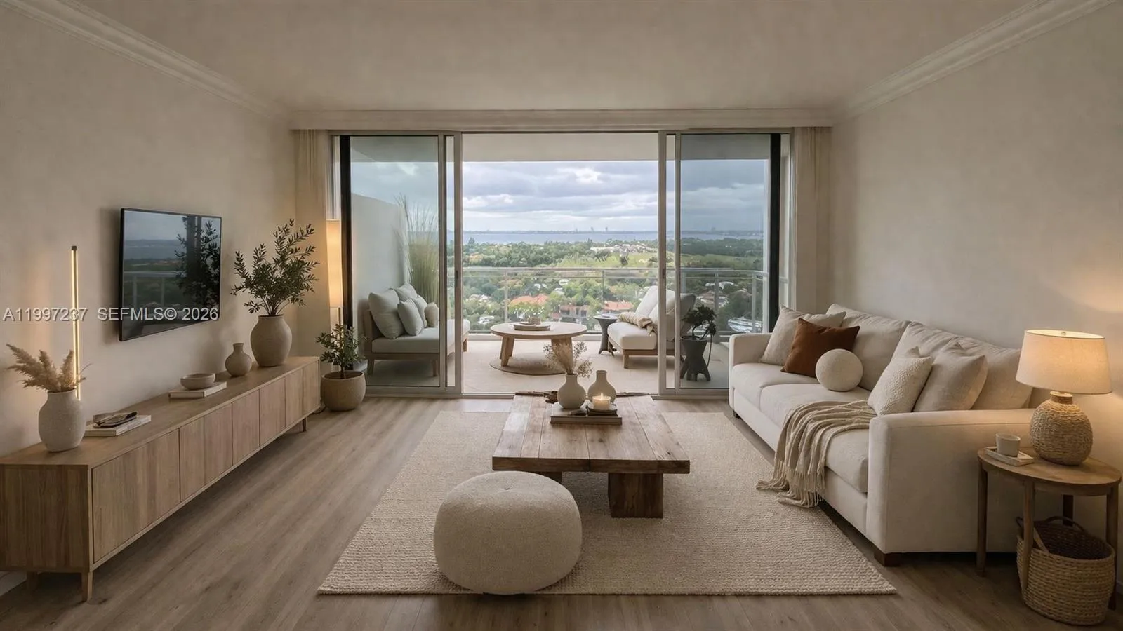 5600 Collins Ave 16n, Miami Beach, Florida 33140, Miami Beach, Florida 33140, 2 Bedrooms Bedrooms, ,2 BathroomsBathrooms,Residential,For Sale,5600 Collins Ave 16n, Miami Beach, Florida 33140,A11997237