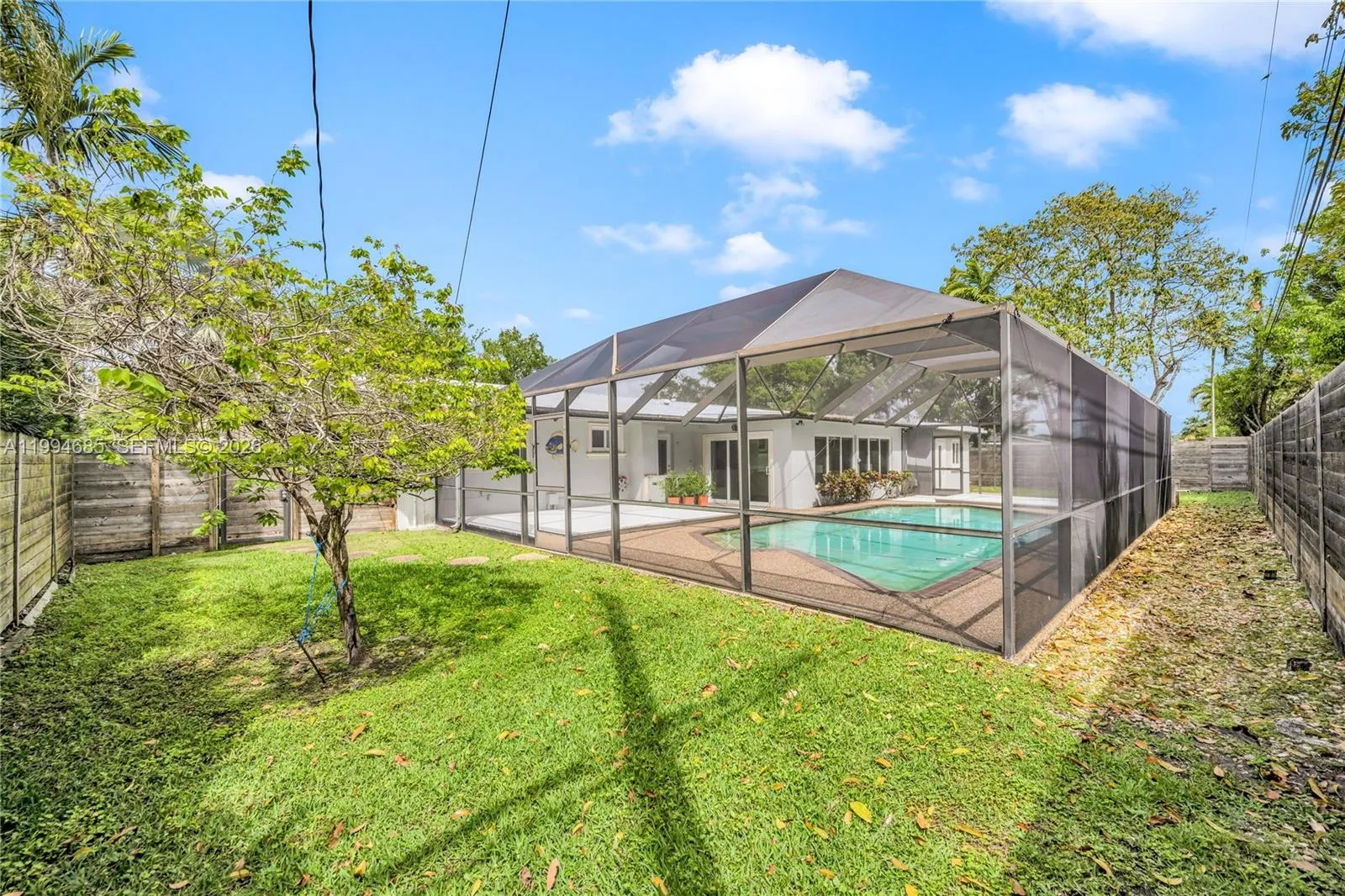 8541 Sw 87th Ct, Miami, Florida 33173, Miami, Florida 33173, 3 Bedrooms Bedrooms, ,2 BathroomsBathrooms,Residential,For Sale,8541 Sw 87th Ct, Miami, Florida 33173,A11994685