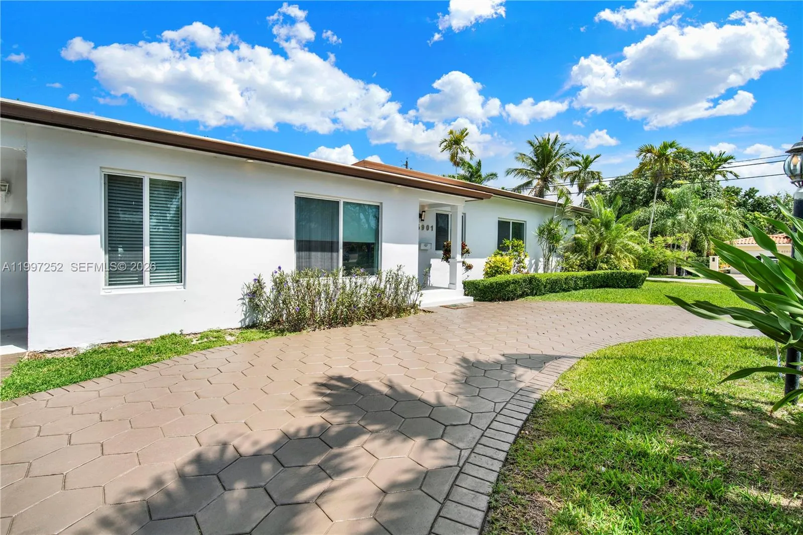 5901 Sw 45th St, Miami, Florida 33155, Miami, Florida 33155, 3 Bedrooms Bedrooms, ,2 BathroomsBathrooms,Residential Lease,For Rent,5901 Sw 45th St, Miami, Florida 33155,A11997252
