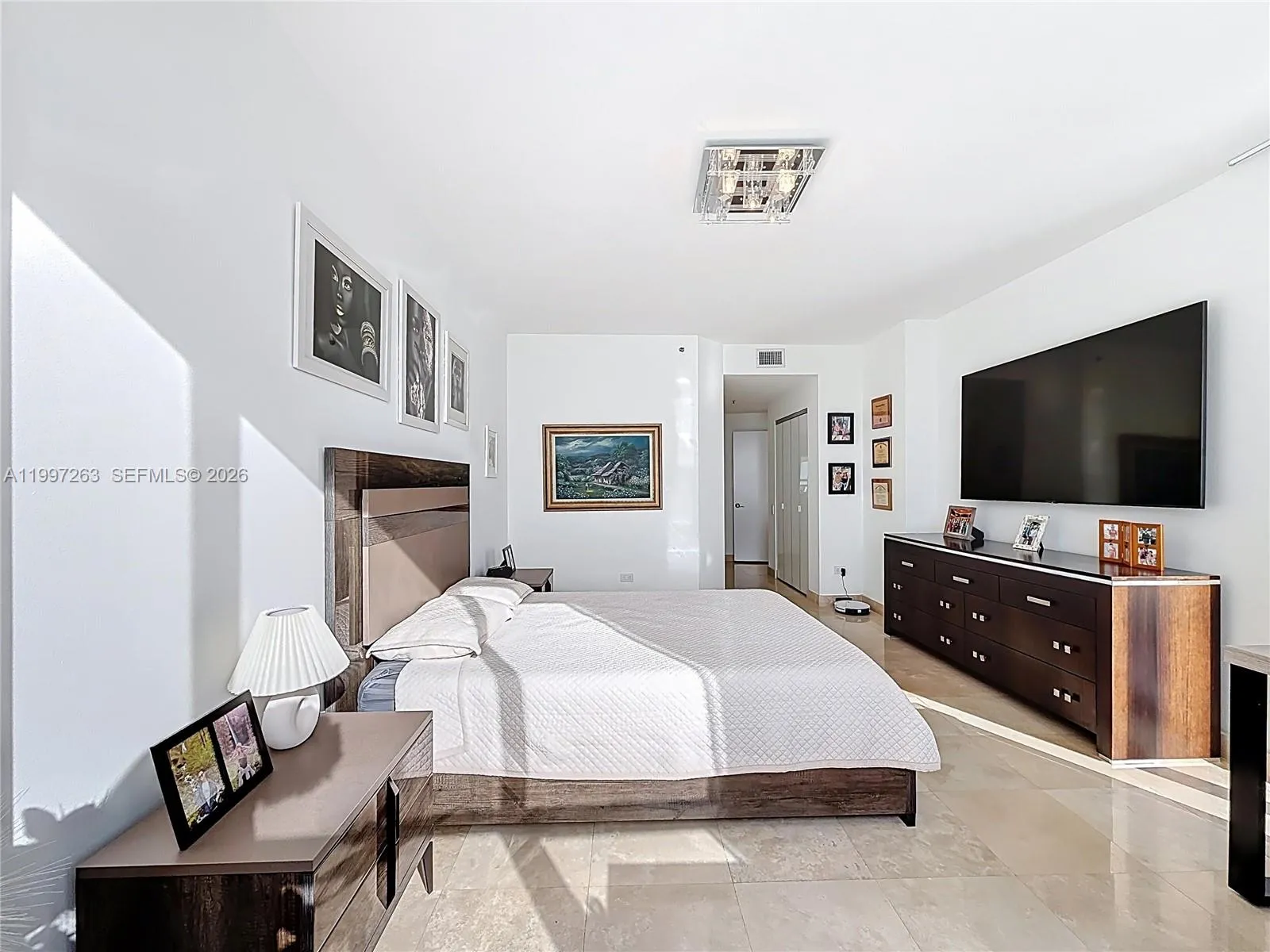 808 Brickell Key Dr 2002, Miami, Florida 33131, Miami, Florida 33131, 2 Bedrooms Bedrooms, ,2 BathroomsBathrooms,Residential Lease,For Rent,808 Brickell Key Dr 2002, Miami, Florida 33131,A11997263