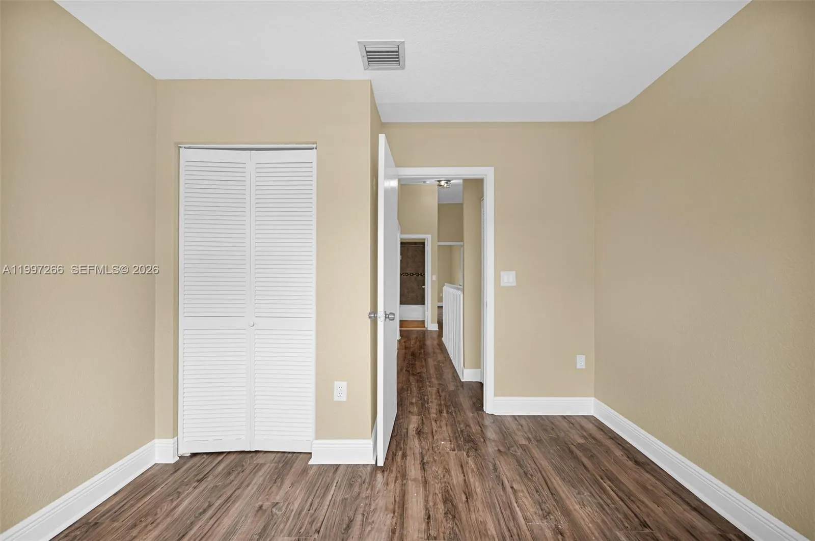 4930 S University Dr 4930, Davie, Florida 33328, Davie, Florida 33328, 3 Bedrooms Bedrooms, ,2 BathroomsBathrooms,Residential Lease,For Rent,4930 S University Dr 4930, Davie, Florida 33328,A11997266