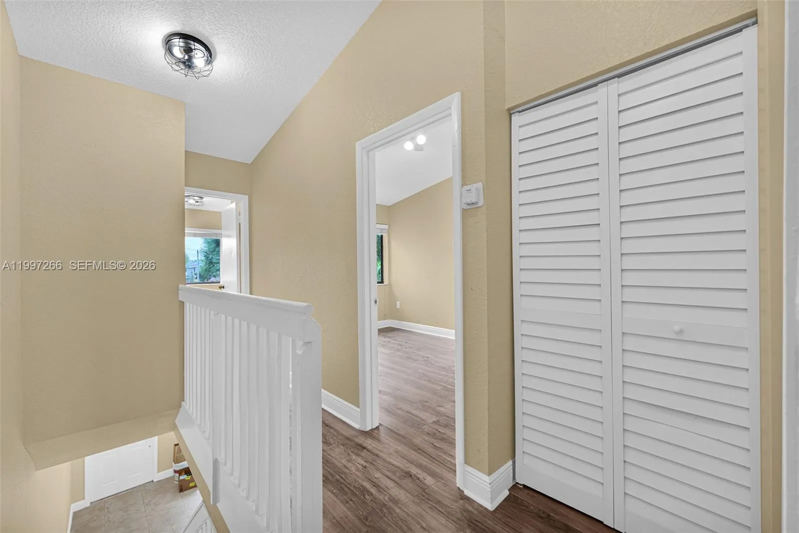 4930 S University Dr 4930, Davie, Florida 33328, Davie, Florida 33328, 3 Bedrooms Bedrooms, ,2 BathroomsBathrooms,Residential Lease,For Rent,4930 S University Dr 4930, Davie, Florida 33328,A11997266