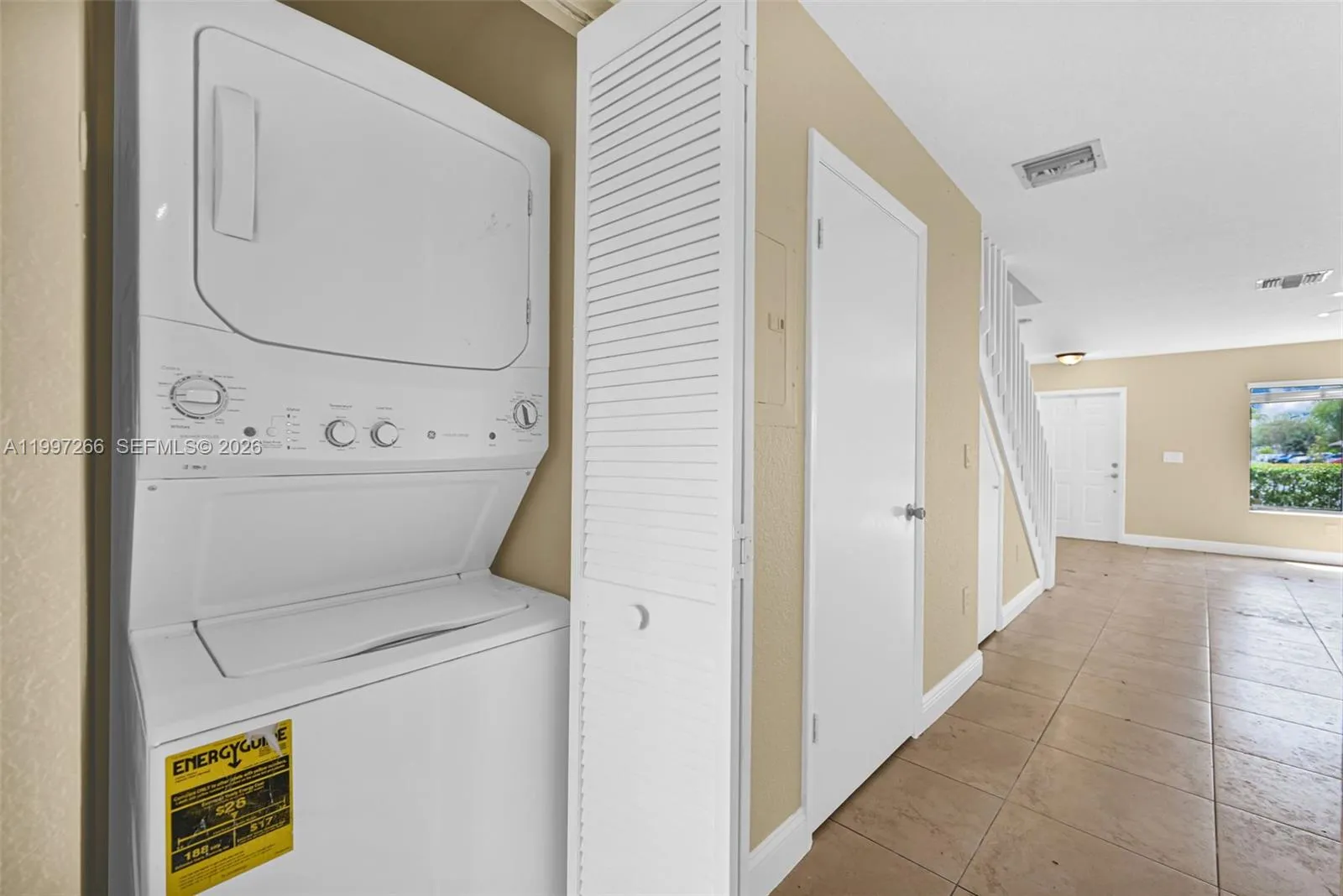4930 S University Dr 4930, Davie, Florida 33328, Davie, Florida 33328, 3 Bedrooms Bedrooms, ,2 BathroomsBathrooms,Residential Lease,For Rent,4930 S University Dr 4930, Davie, Florida 33328,A11997266