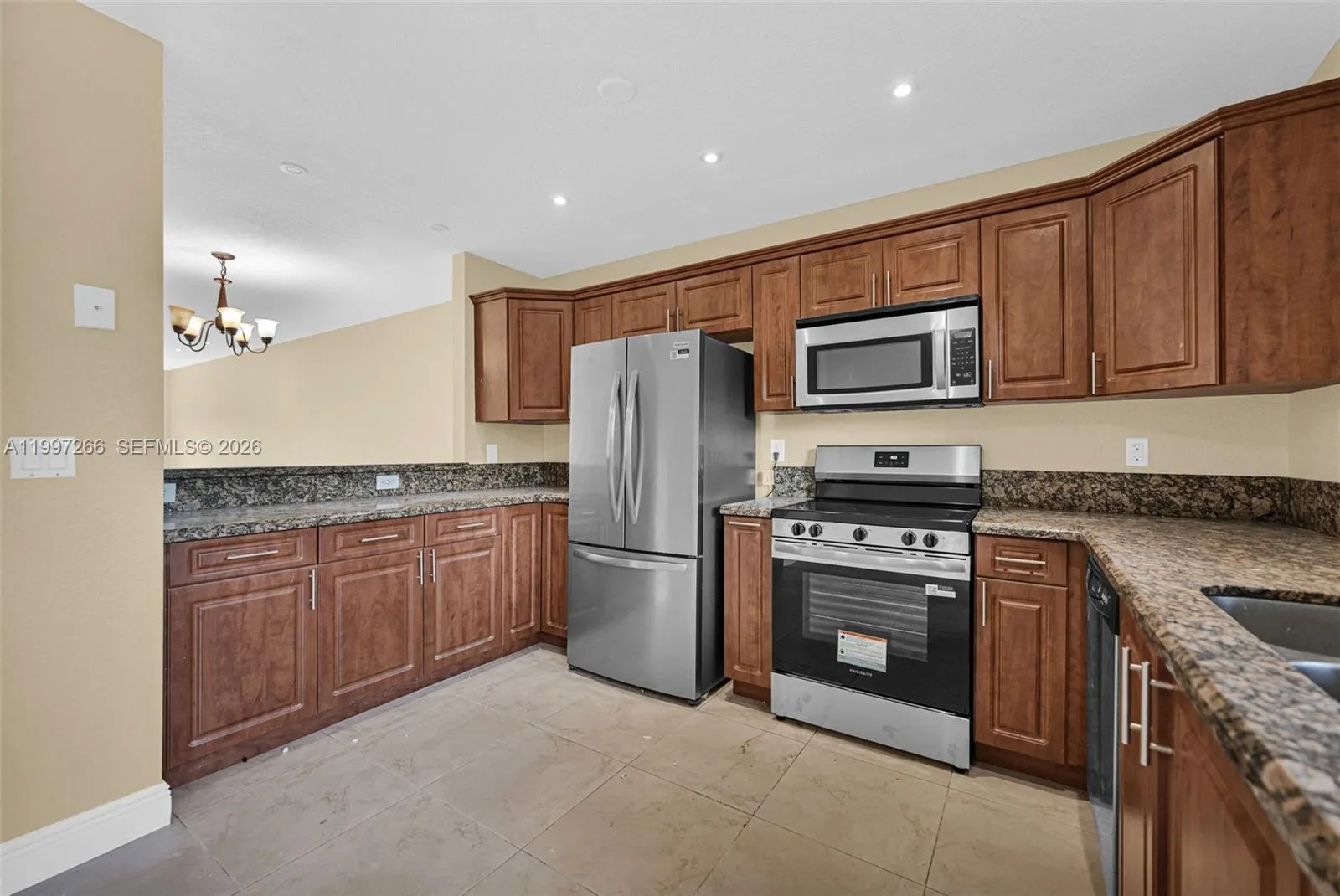 4930 S University Dr 4930, Davie, Florida 33328, Davie, Florida 33328, 3 Bedrooms Bedrooms, ,2 BathroomsBathrooms,Residential Lease,For Rent,4930 S University Dr 4930, Davie, Florida 33328,A11997266