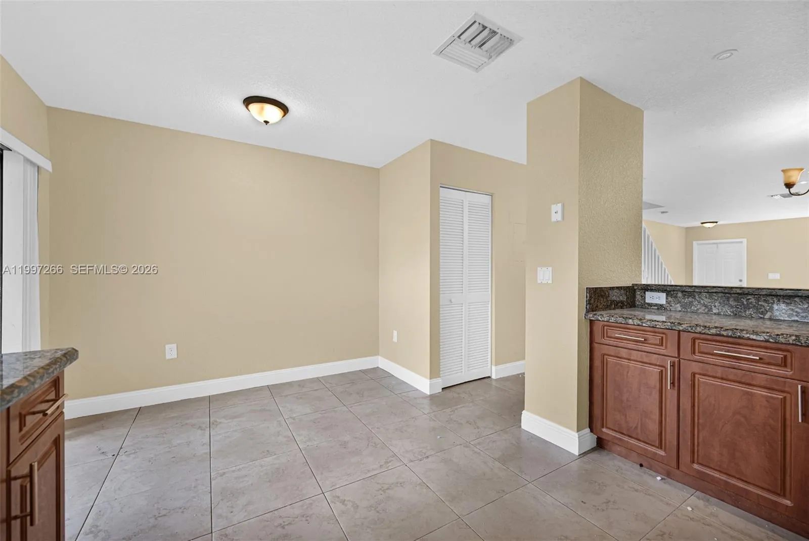 4930 S University Dr 4930, Davie, Florida 33328, Davie, Florida 33328, 3 Bedrooms Bedrooms, ,2 BathroomsBathrooms,Residential Lease,For Rent,4930 S University Dr 4930, Davie, Florida 33328,A11997266