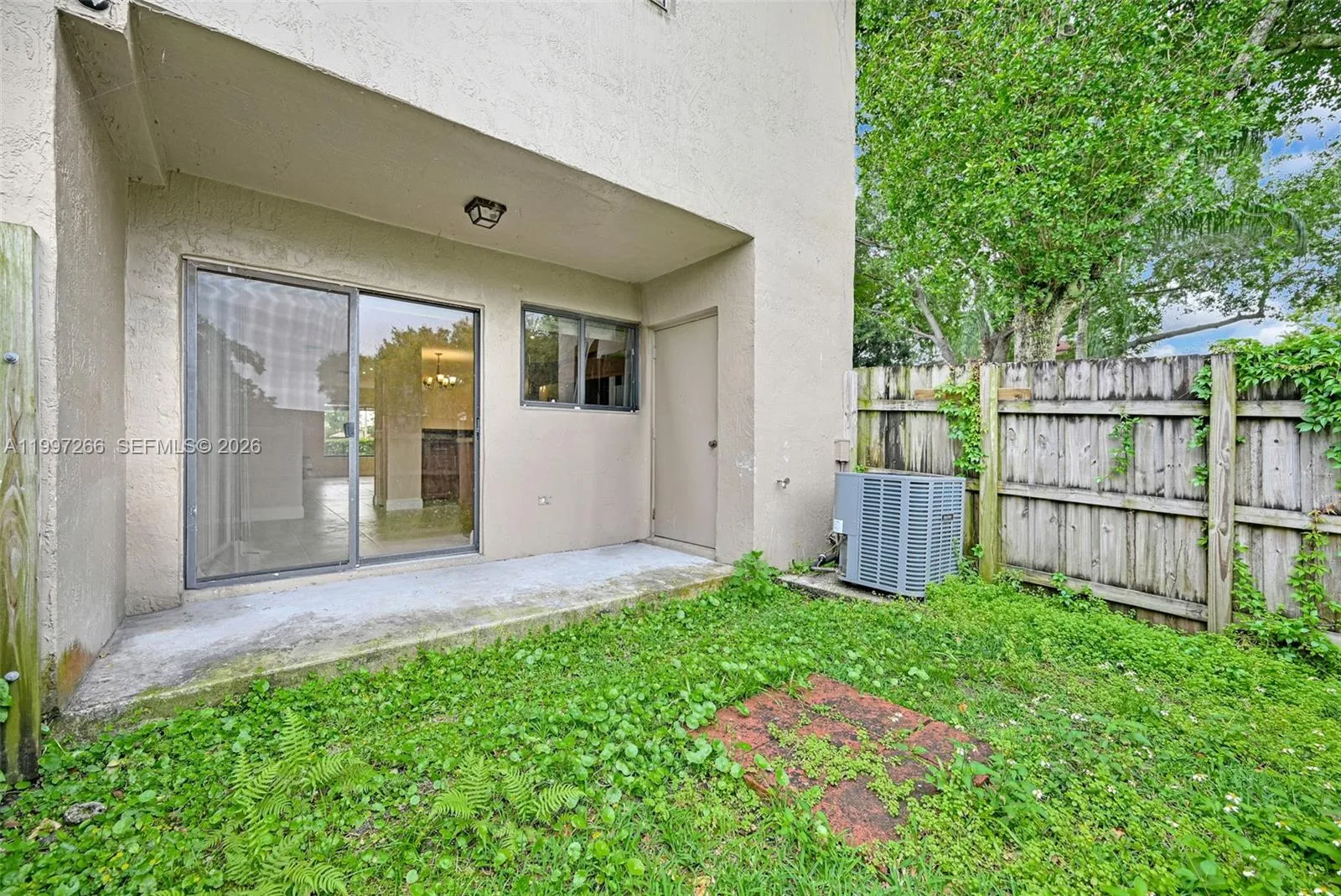 4930 S University Dr 4930, Davie, Florida 33328, Davie, Florida 33328, 3 Bedrooms Bedrooms, ,2 BathroomsBathrooms,Residential Lease,For Rent,4930 S University Dr 4930, Davie, Florida 33328,A11997266