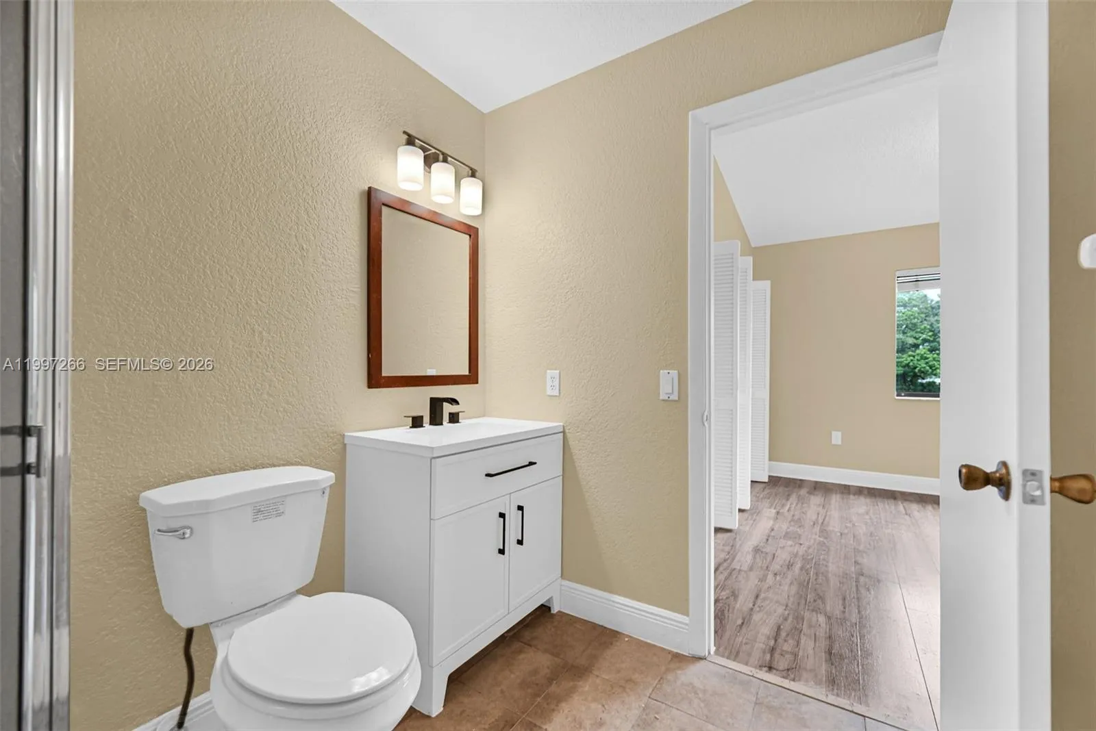 4930 S University Dr 4930, Davie, Florida 33328, Davie, Florida 33328, 3 Bedrooms Bedrooms, ,2 BathroomsBathrooms,Residential Lease,For Rent,4930 S University Dr 4930, Davie, Florida 33328,A11997266