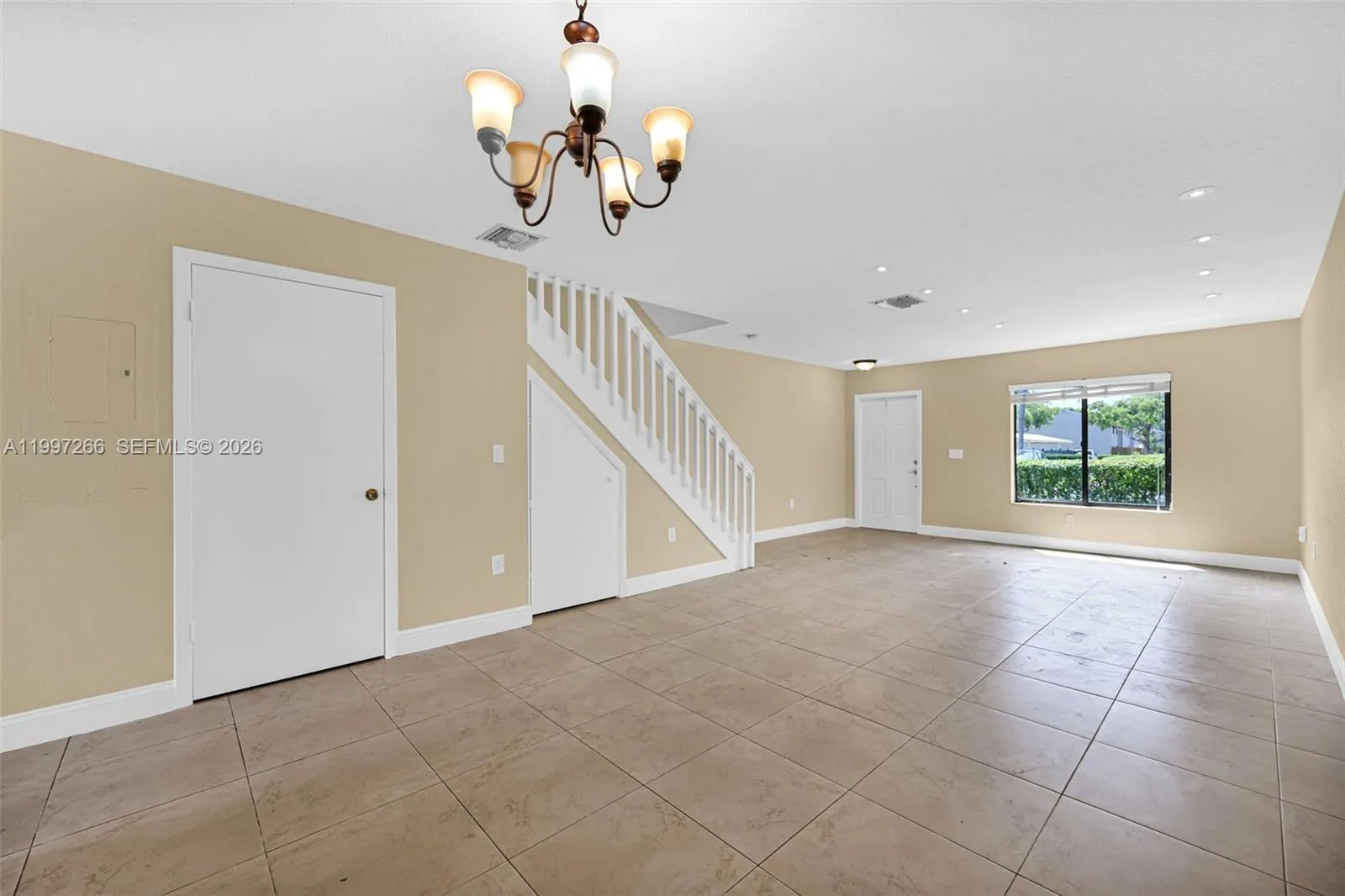 4930 S University Dr 4930, Davie, Florida 33328, Davie, Florida 33328, 3 Bedrooms Bedrooms, ,2 BathroomsBathrooms,Residential Lease,For Rent,4930 S University Dr 4930, Davie, Florida 33328,A11997266