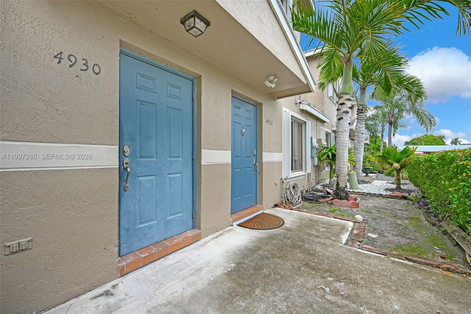 4930 S University Dr 4930, Davie, Florida 33328, Davie, Florida 33328, 3 Bedrooms Bedrooms, ,2 BathroomsBathrooms,Residential Lease,For Rent,4930 S University Dr 4930, Davie, Florida 33328,A11997266